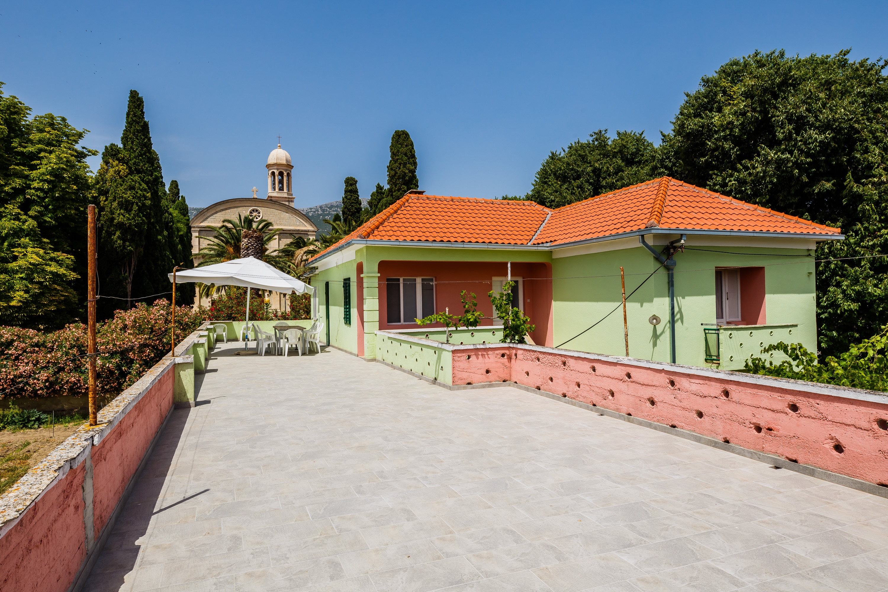 Four bedroom apartment with terrace Kaštel Stari, Kaštela  A-a