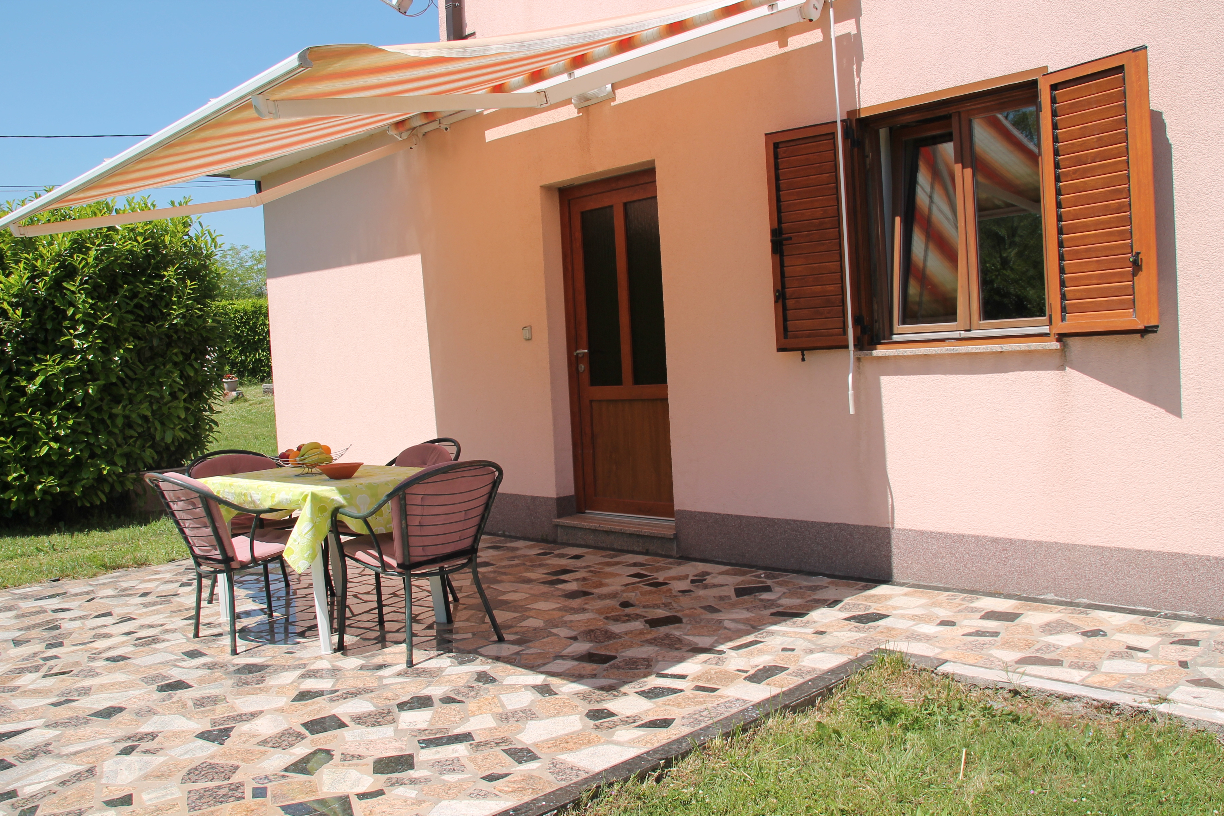 Two bedroom apartment with terrace Labin  A-b