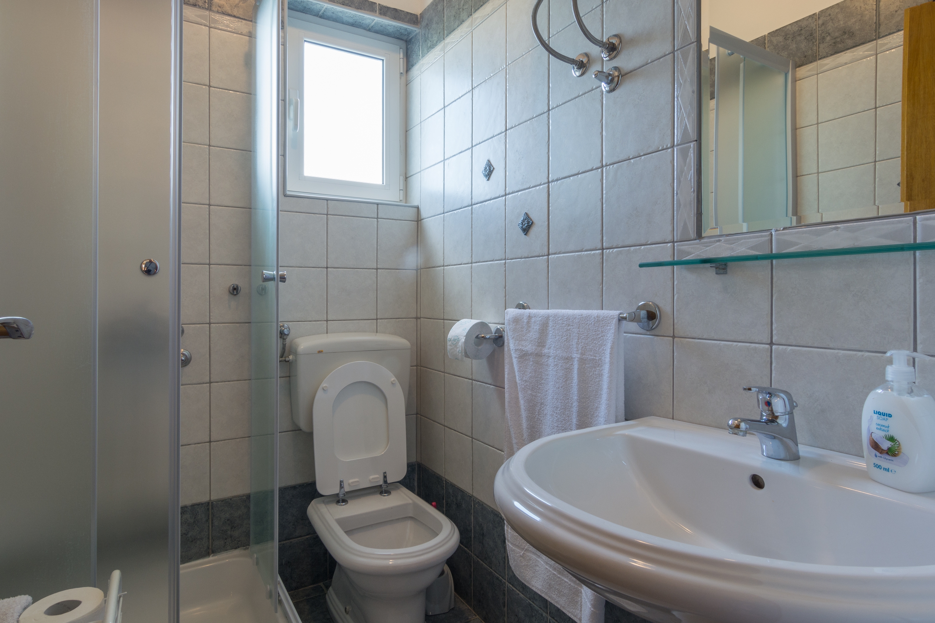 Two bedroom apartment with terrace and sea view Ljubač, Zadar  A-a