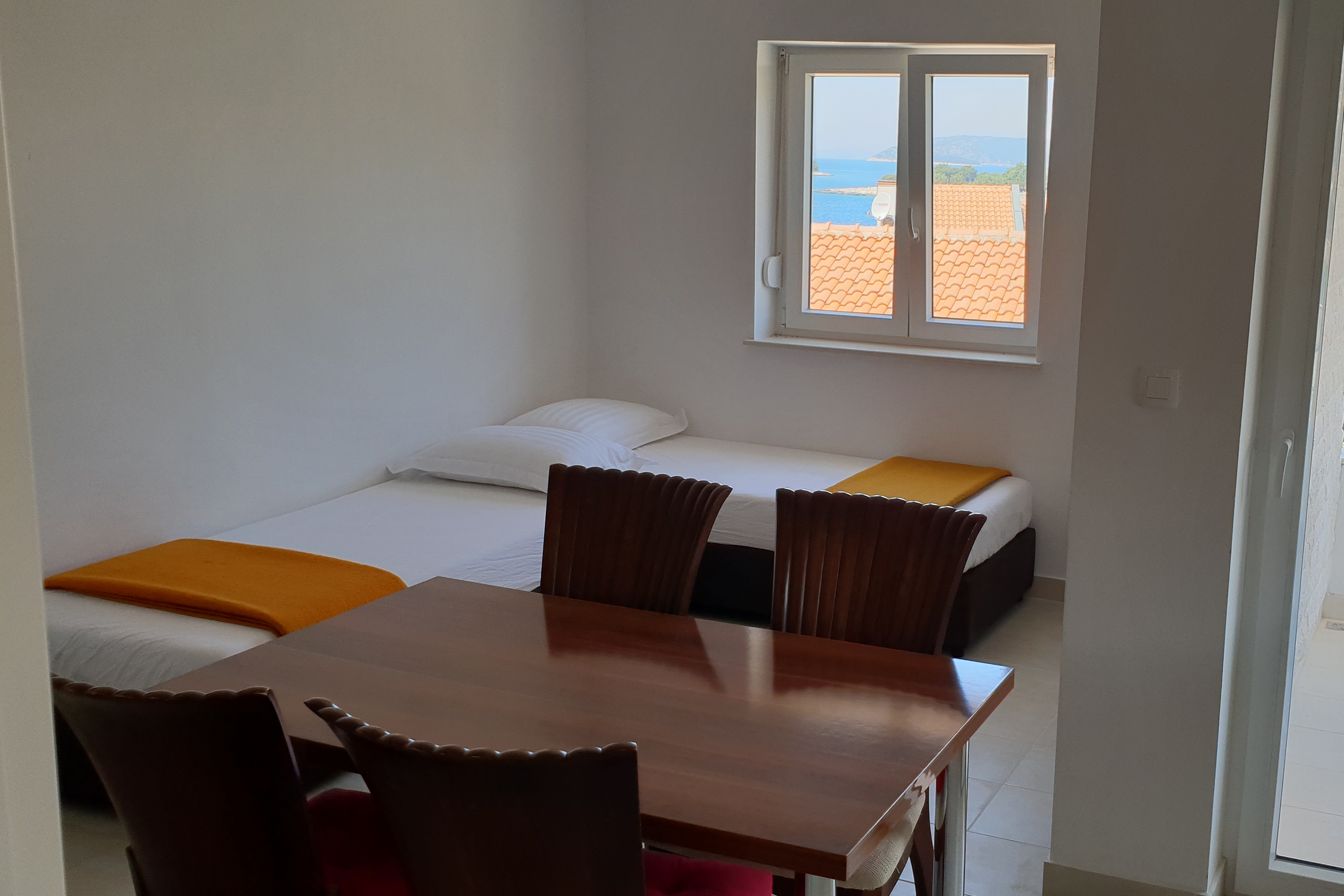 One bedroom apartment with terrace and sea view Bilo, Primošten (A-14601-a) One bedroom apartment with terrace and sea view Bilo, Primošten (A-14601-a)