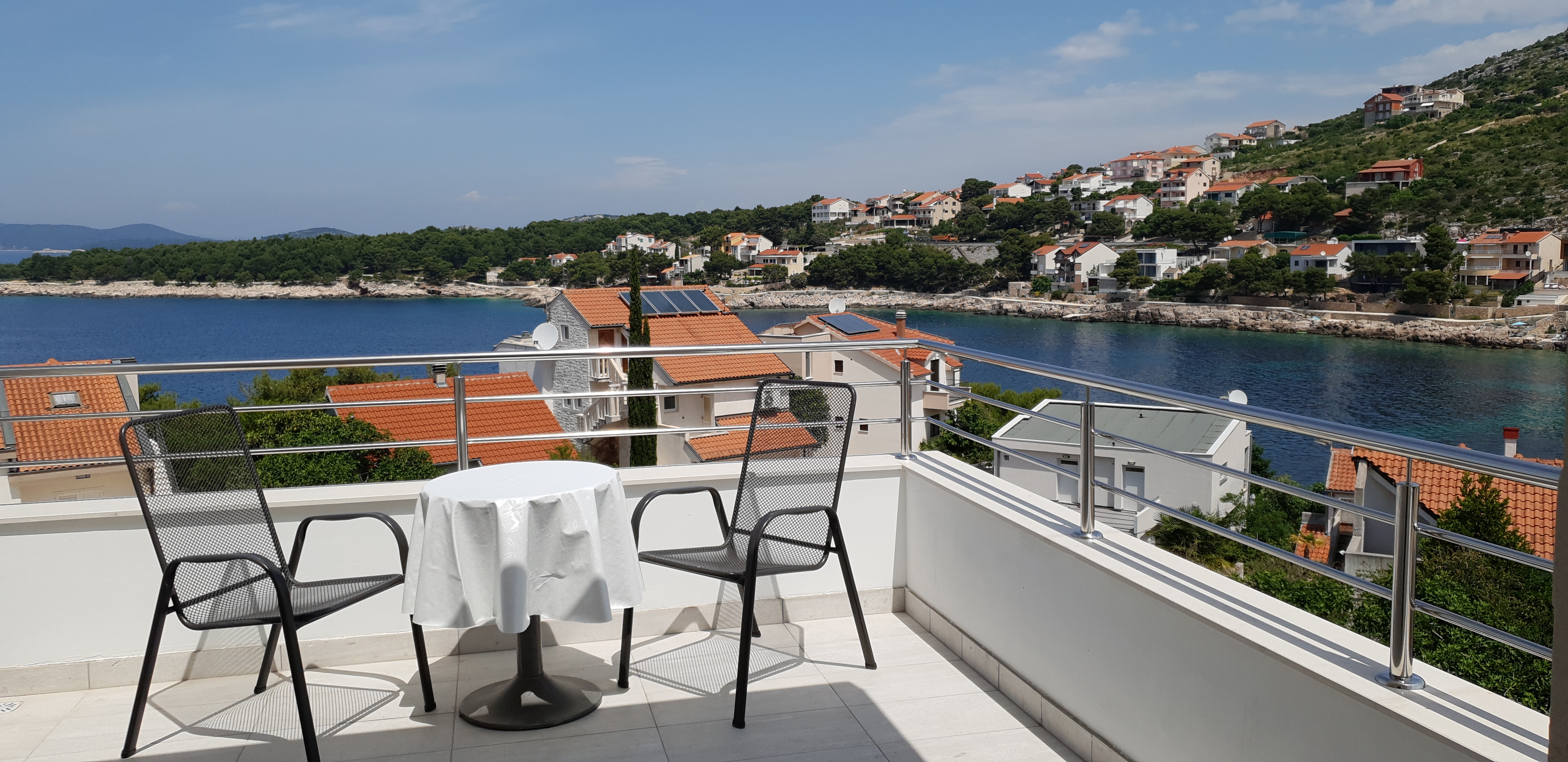 One bedroom apartment with terrace and sea view Bilo, Primošten  A-a