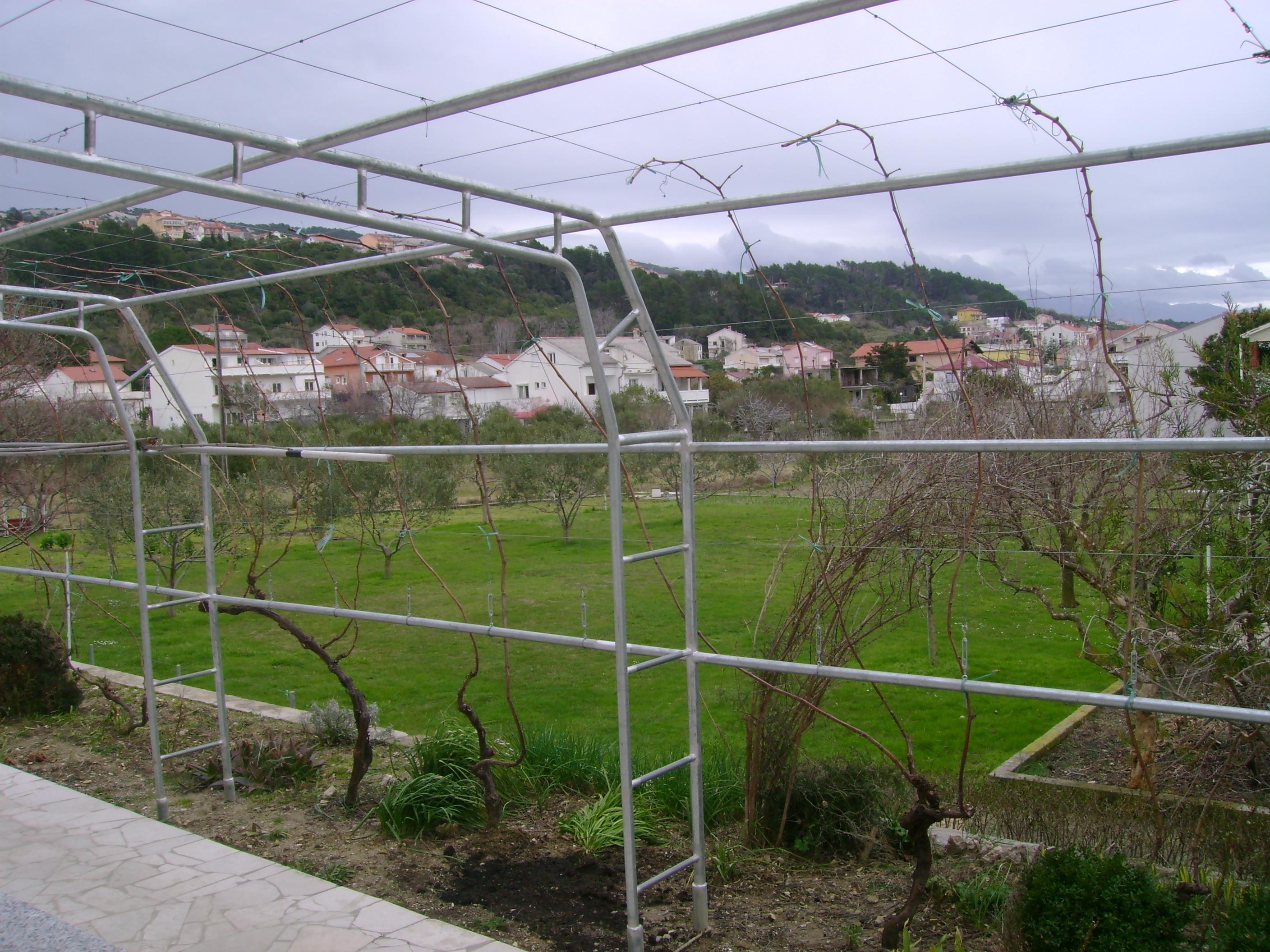 Three bedroom apartment with terrace Palit, Rab  A-a