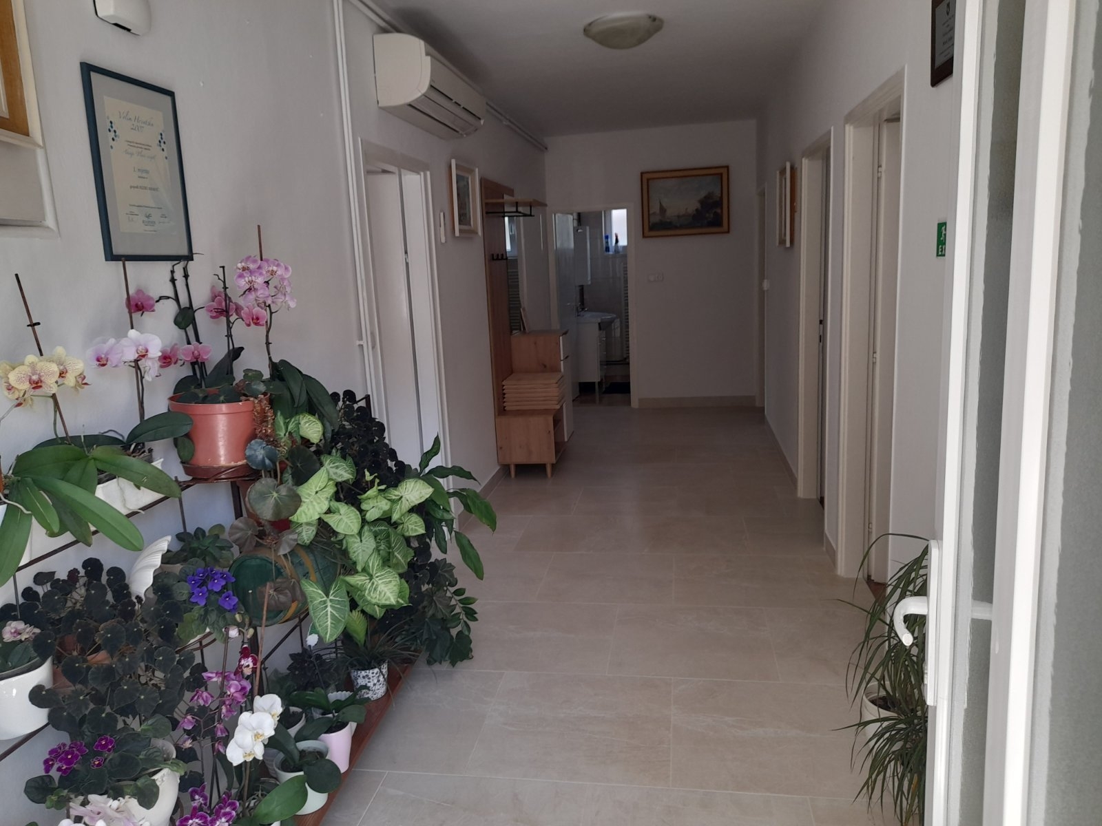 Three bedroom apartment with terrace Palit, Rab  A-a