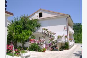 Apartments with a parking space Palit, Rab - 14610