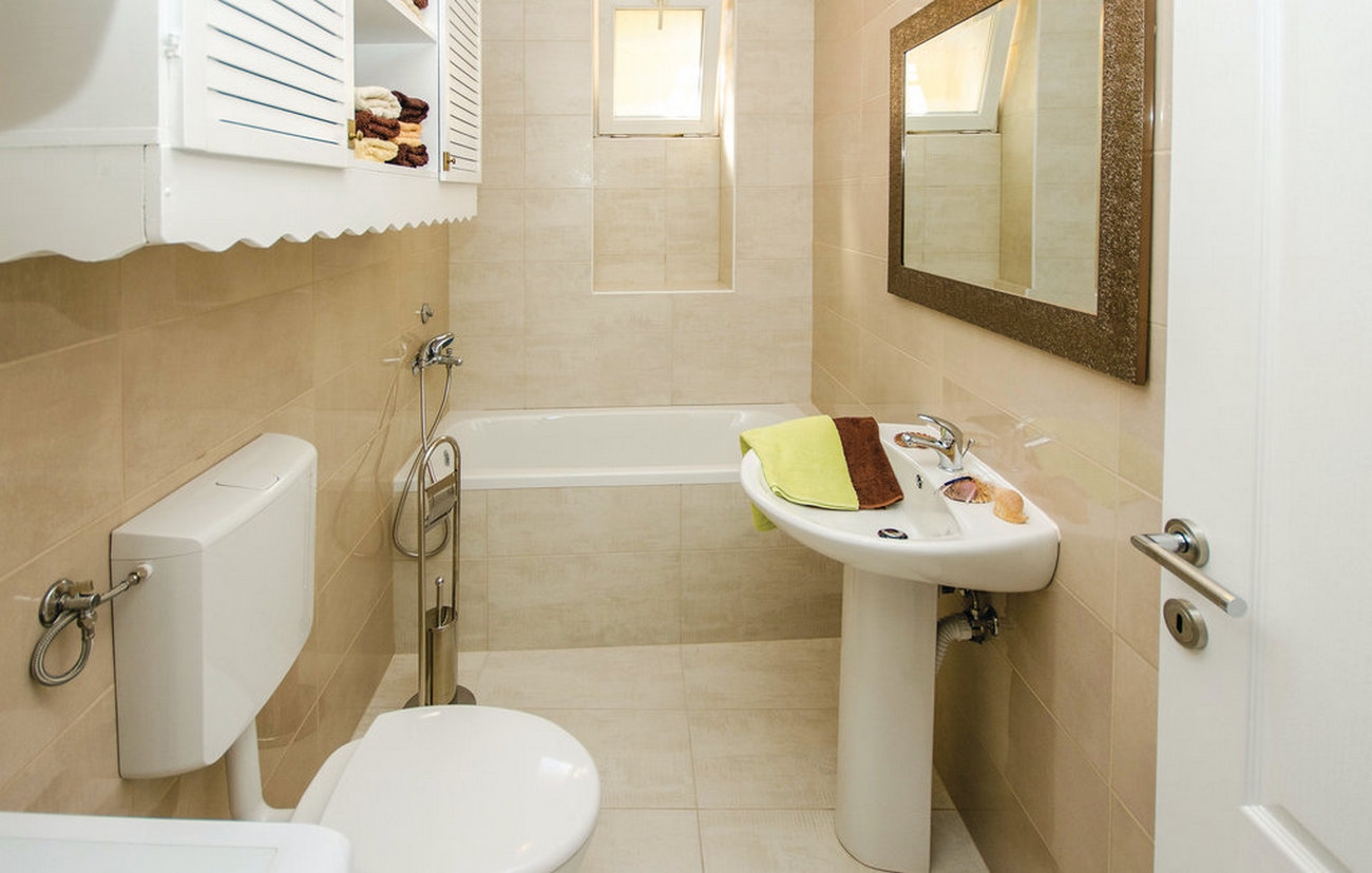 Three bedroom apartment with terrace Crikvenica  A-a