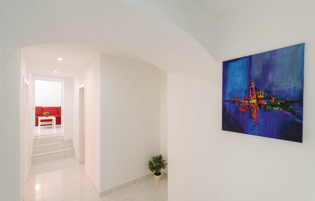 Three bedroom apartment with terrace Crikvenica  A-a