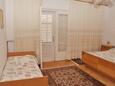 Bedroom 1 Orebić, Bedroom 1 in the apartment, (pet friendly) and WiFi.