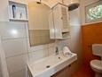 Ванная комната Pakoštane, Ванная комната в размещении типа studio-apartment, WiFi.
