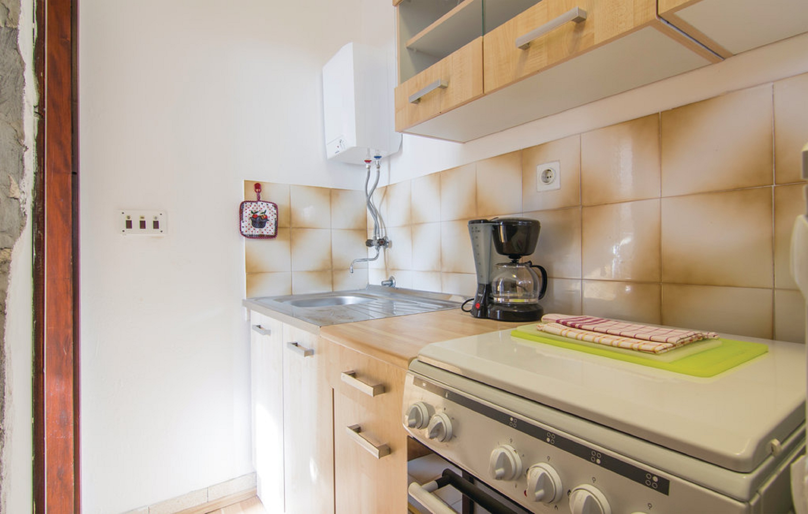 Four bedroom house with terrace and sea view Basarinka, Poreč  K