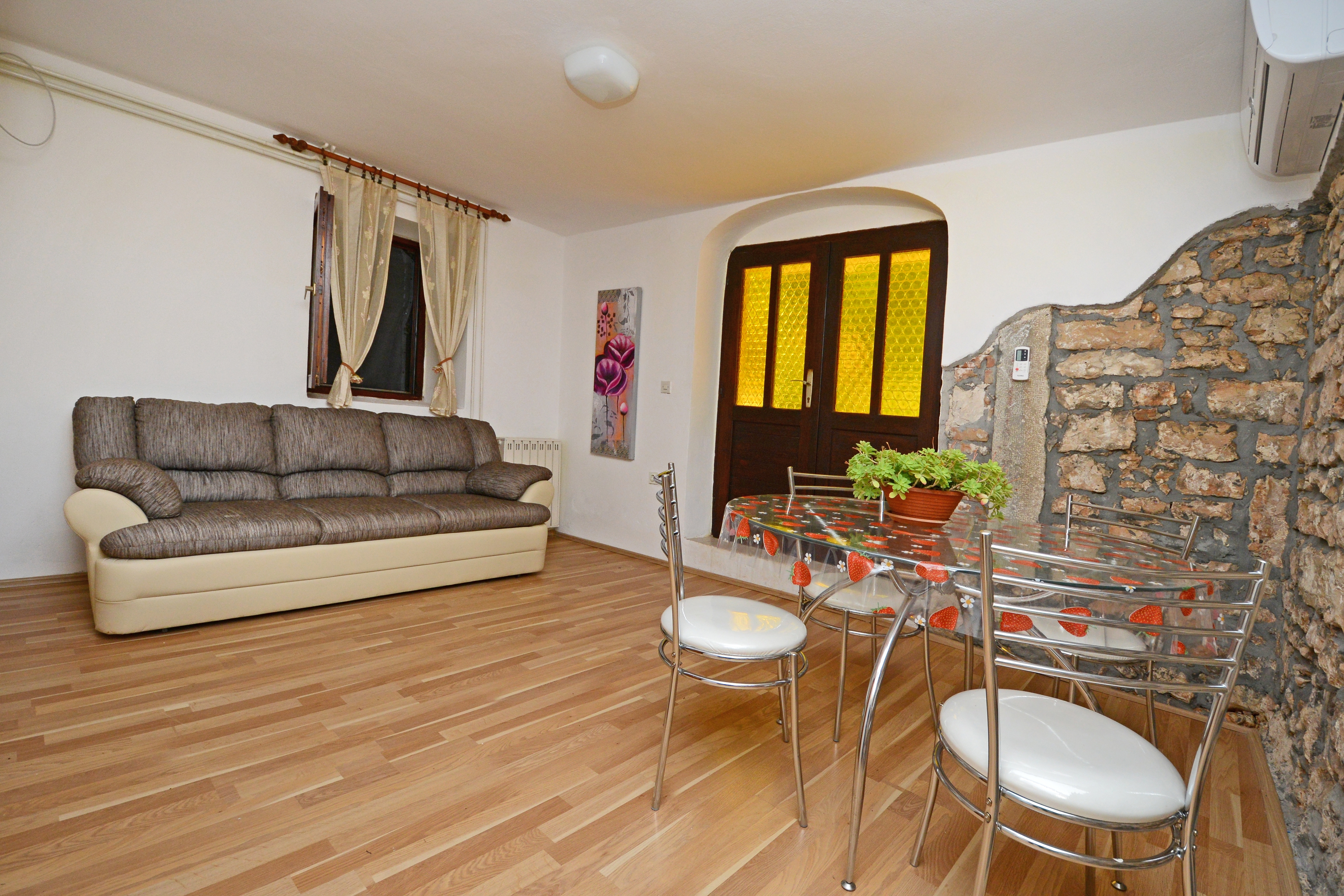 Four bedroom house with terrace and sea view Basarinka, Poreč  K