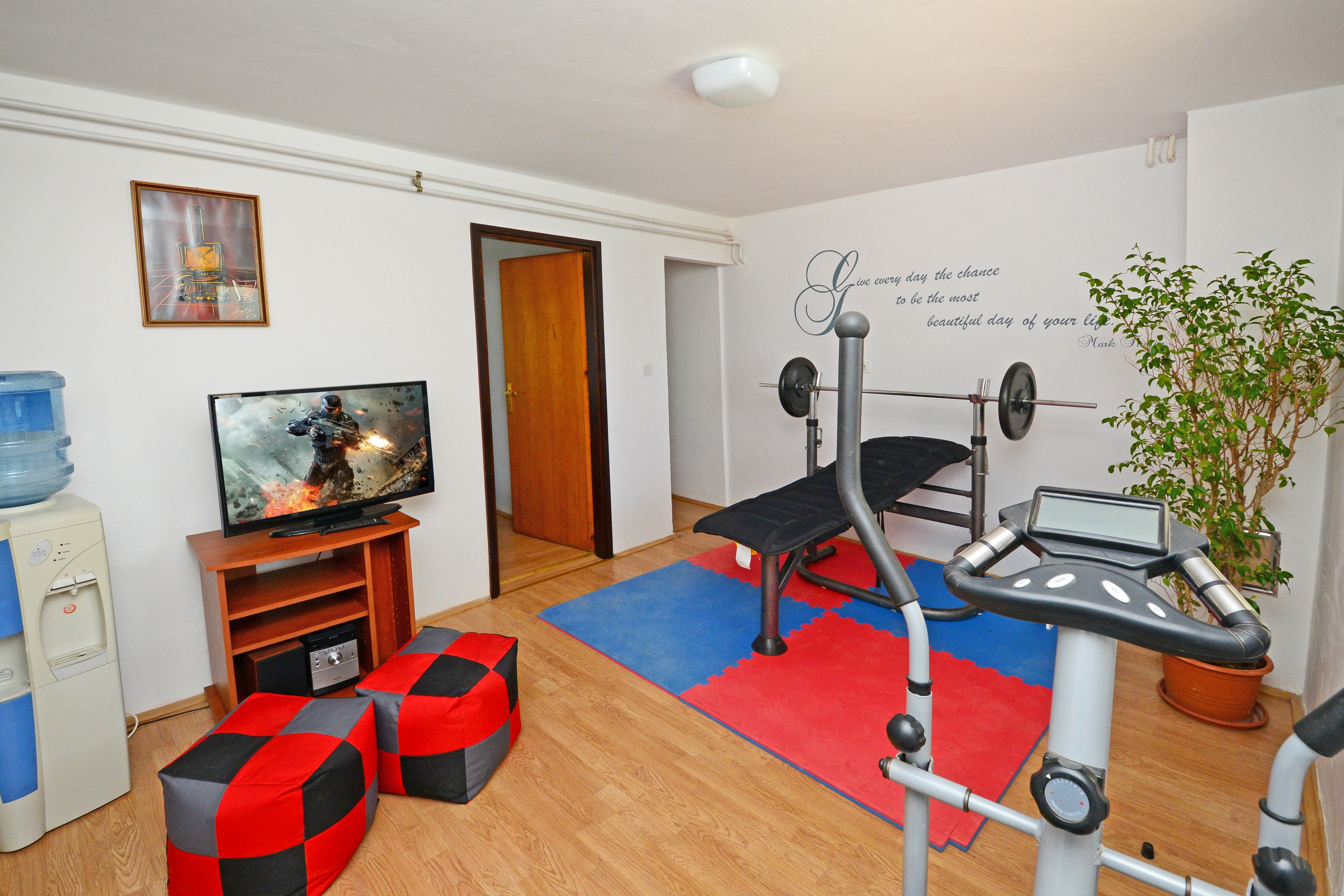 Four bedroom house with terrace and sea view Basarinka, Poreč  K