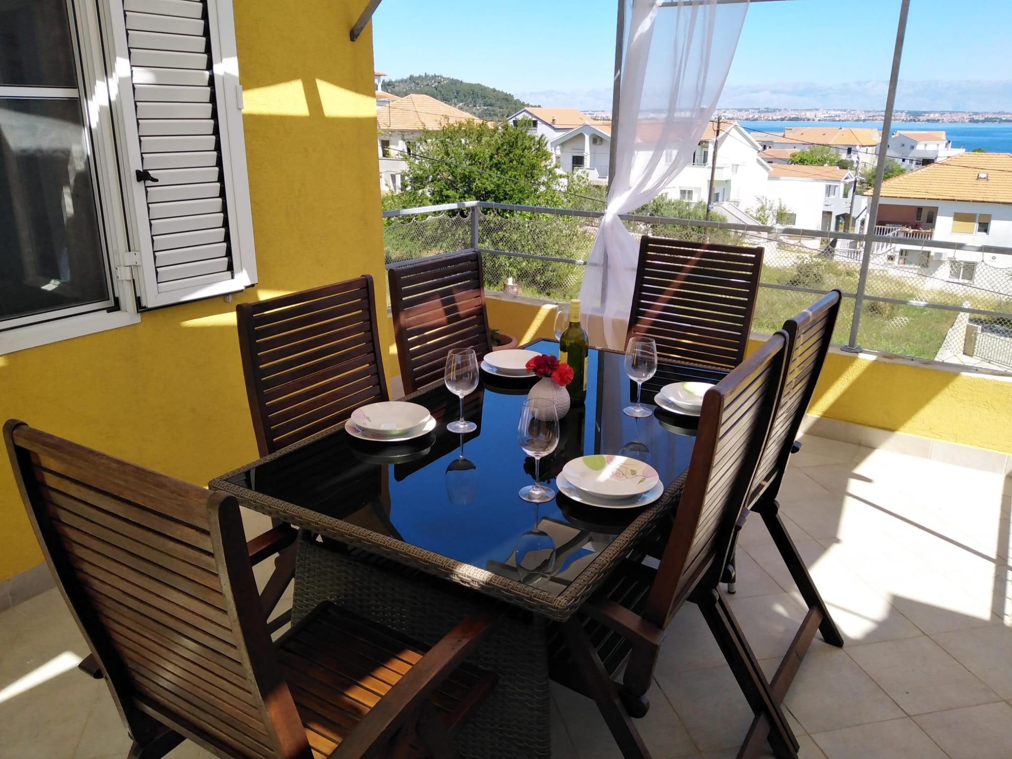 Two bedroom apartment with terrace and sea view Kali, Ugljan  A-a