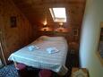 Ložnice 3 Čujića Krčevina, Ložnice 3 v ubytování typu house, domácí mazlíčci povoleni a WiFi.