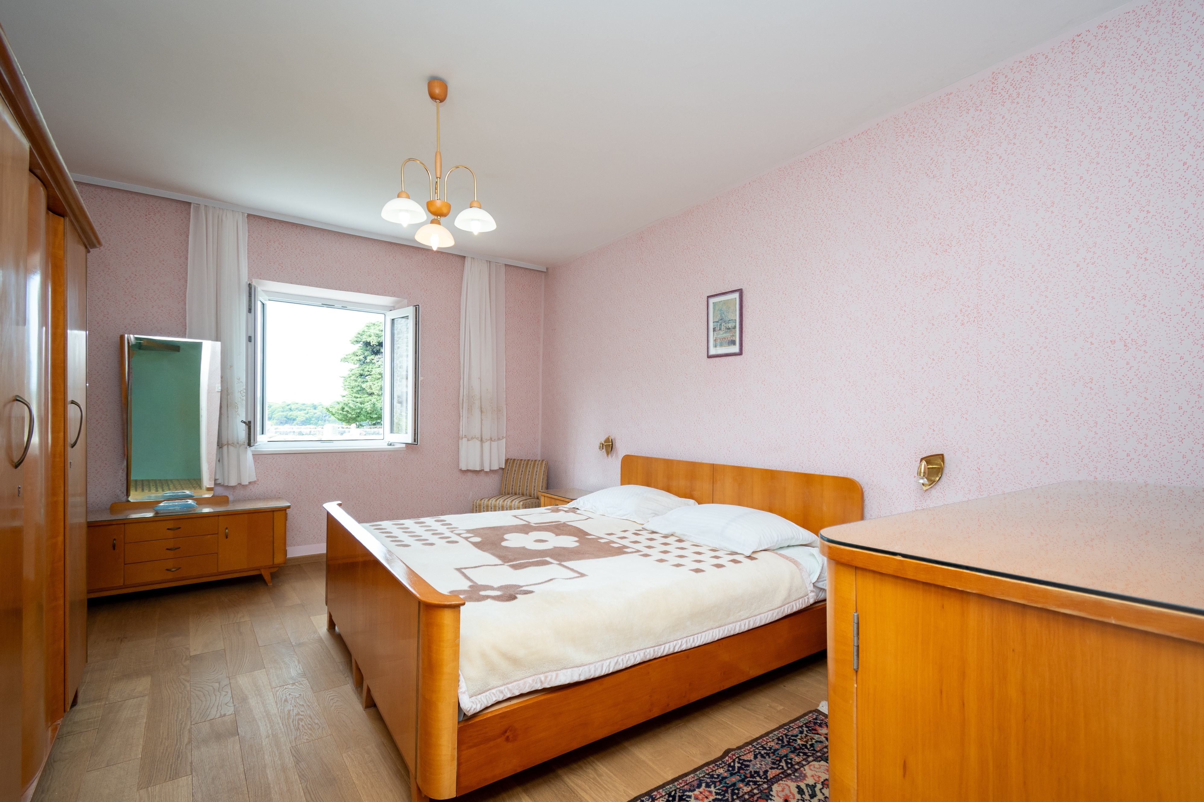 Four bedroom house with terrace and sea view Rab  K