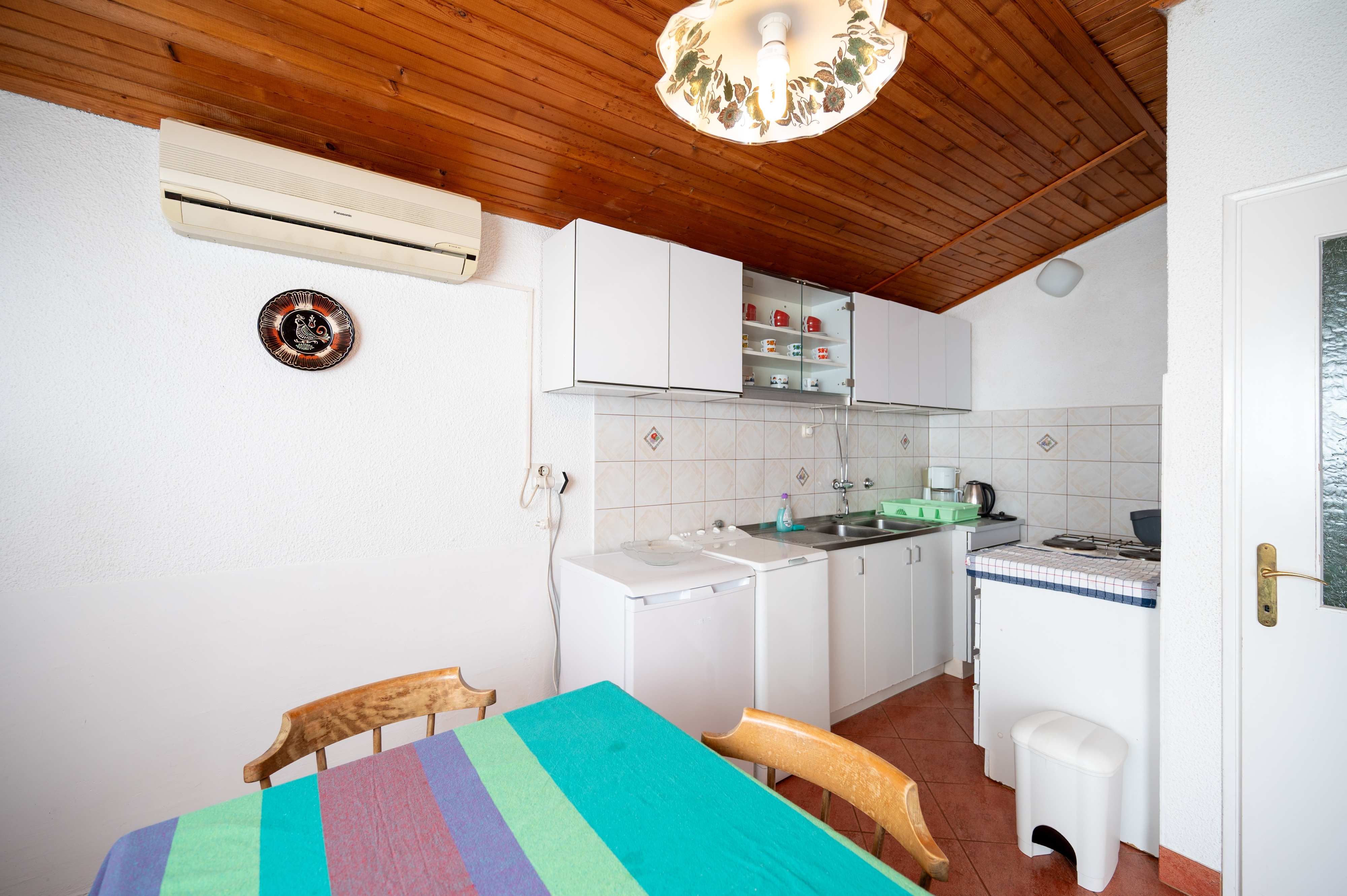 Four bedroom house with terrace and sea view Rab  K