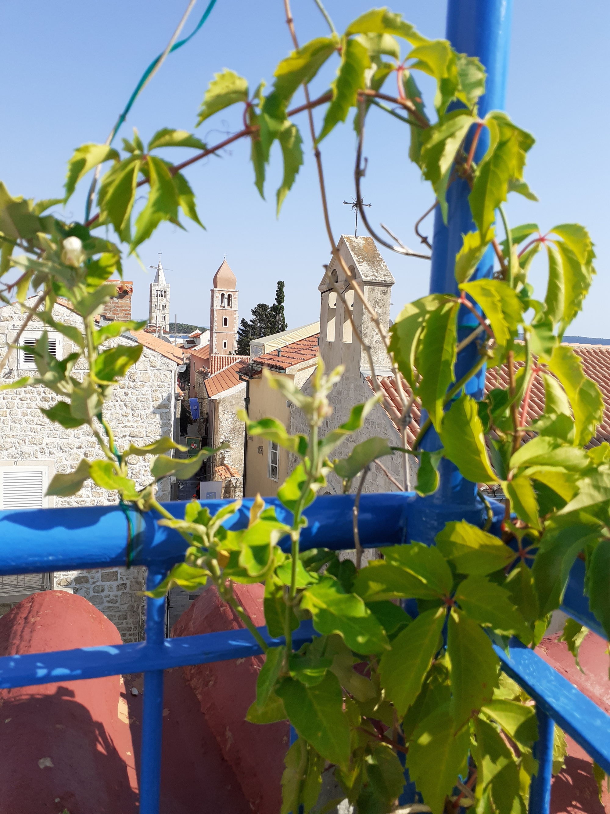 Four bedroom house with terrace and sea view Rab  K