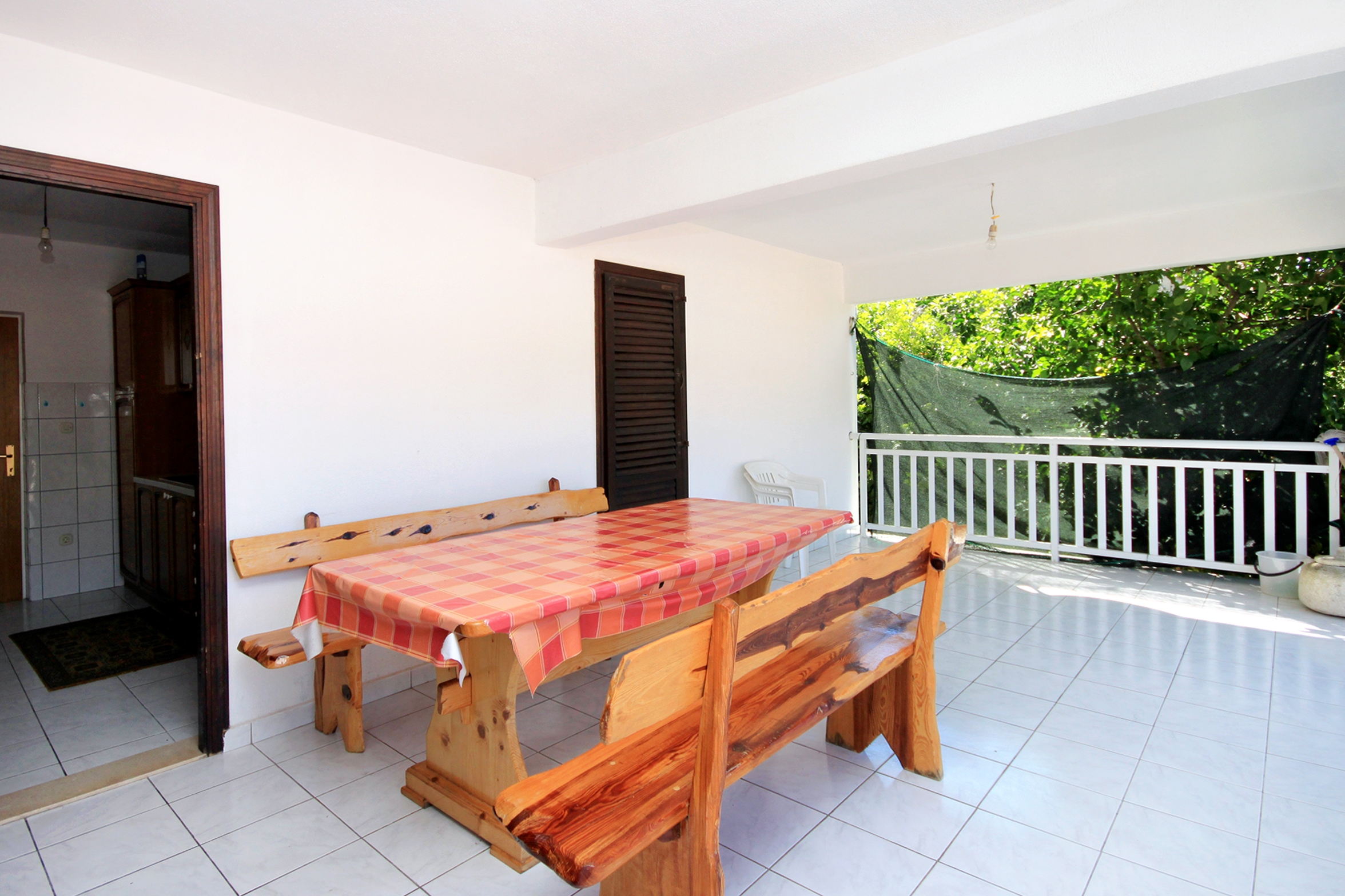 Three bedroom apartment near beach Brna, Korčula  A-a