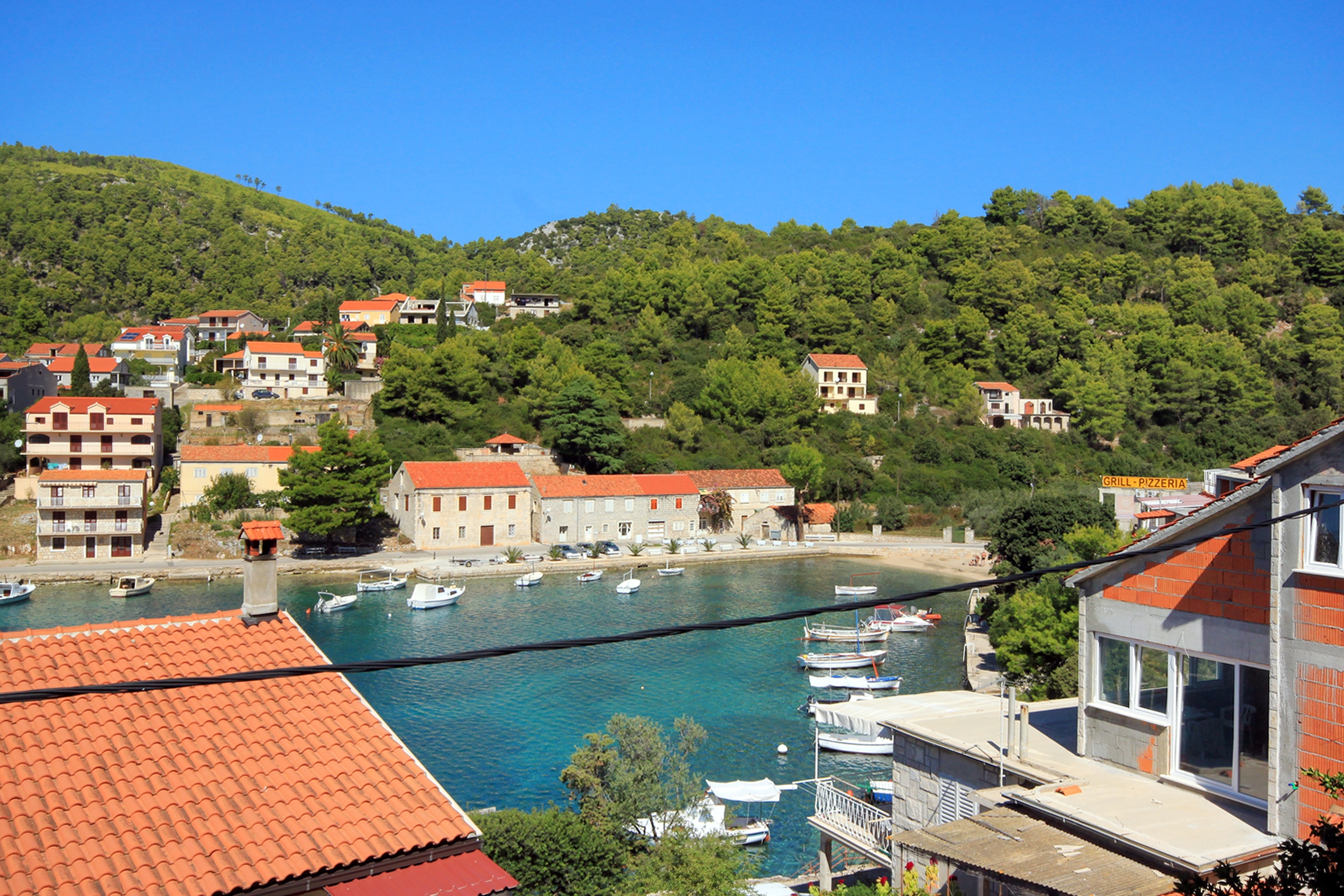 Three bedroom apartment near beach Brna, Korčula  A-a