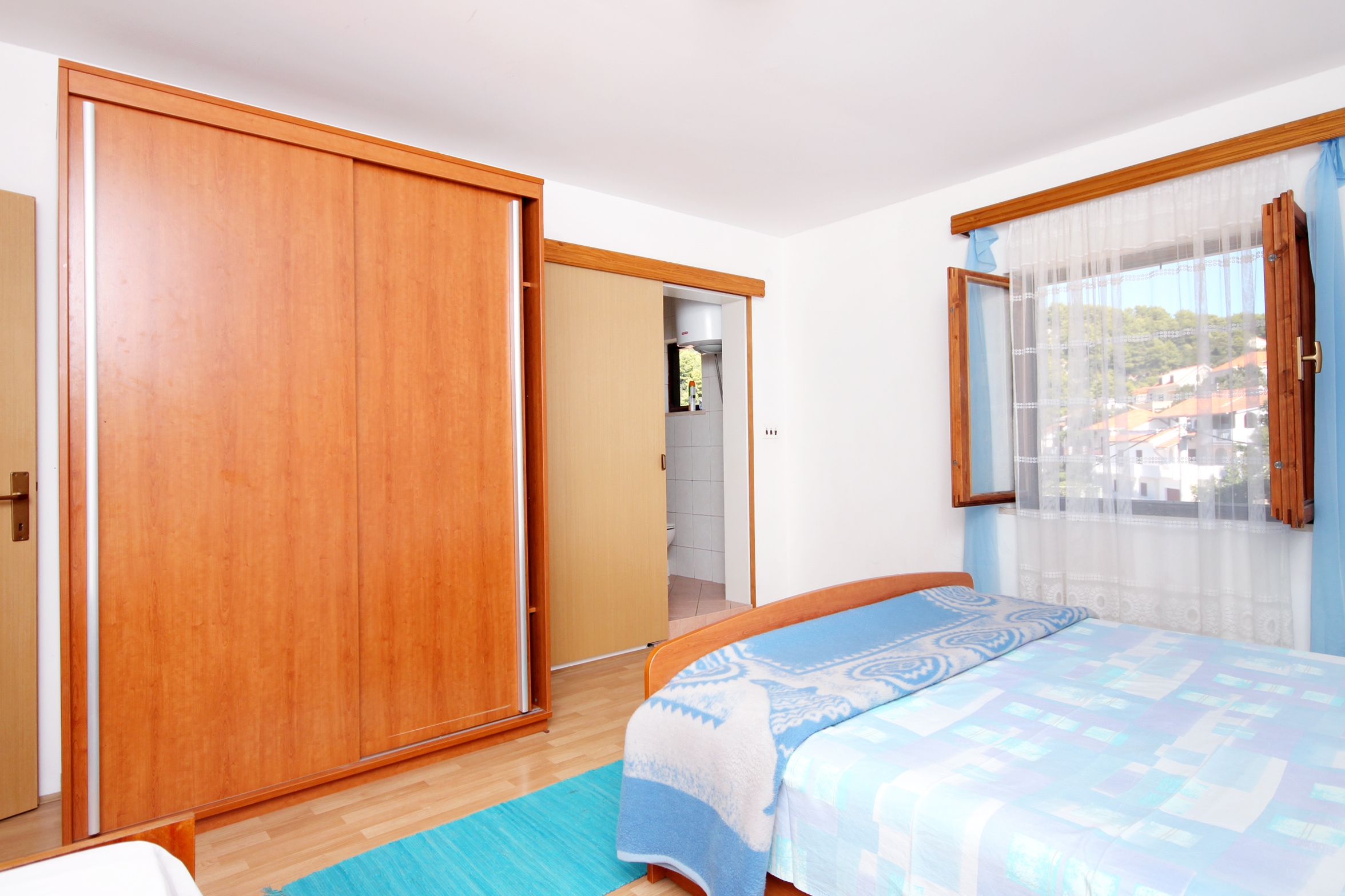 Three bedroom apartment near beach Brna, Korčula  A-d