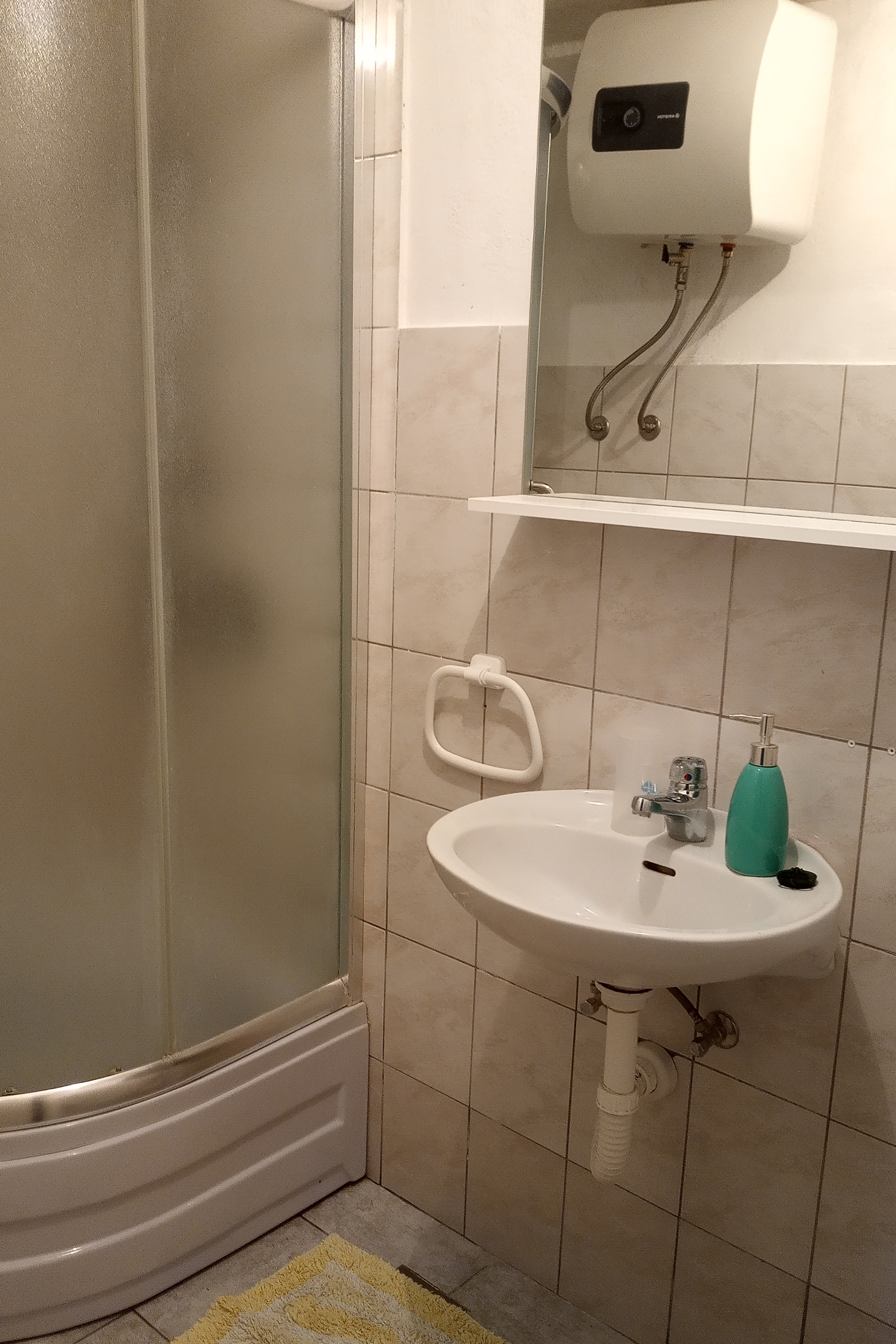 Three bedroom house near beach Vinišće, Trogir  K