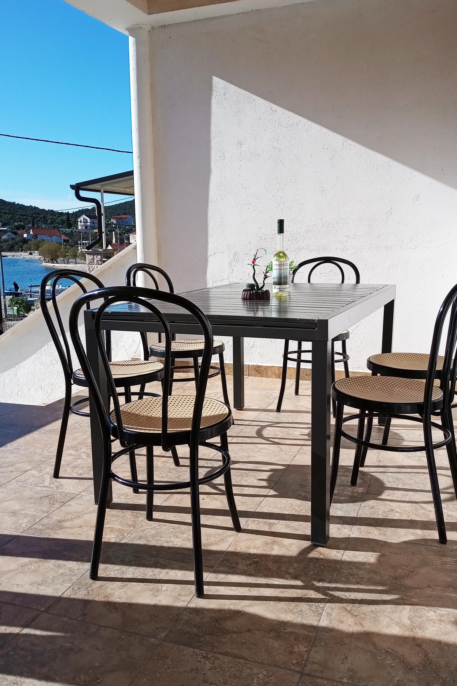 Three bedroom house near beach Vinišće, Trogir  K