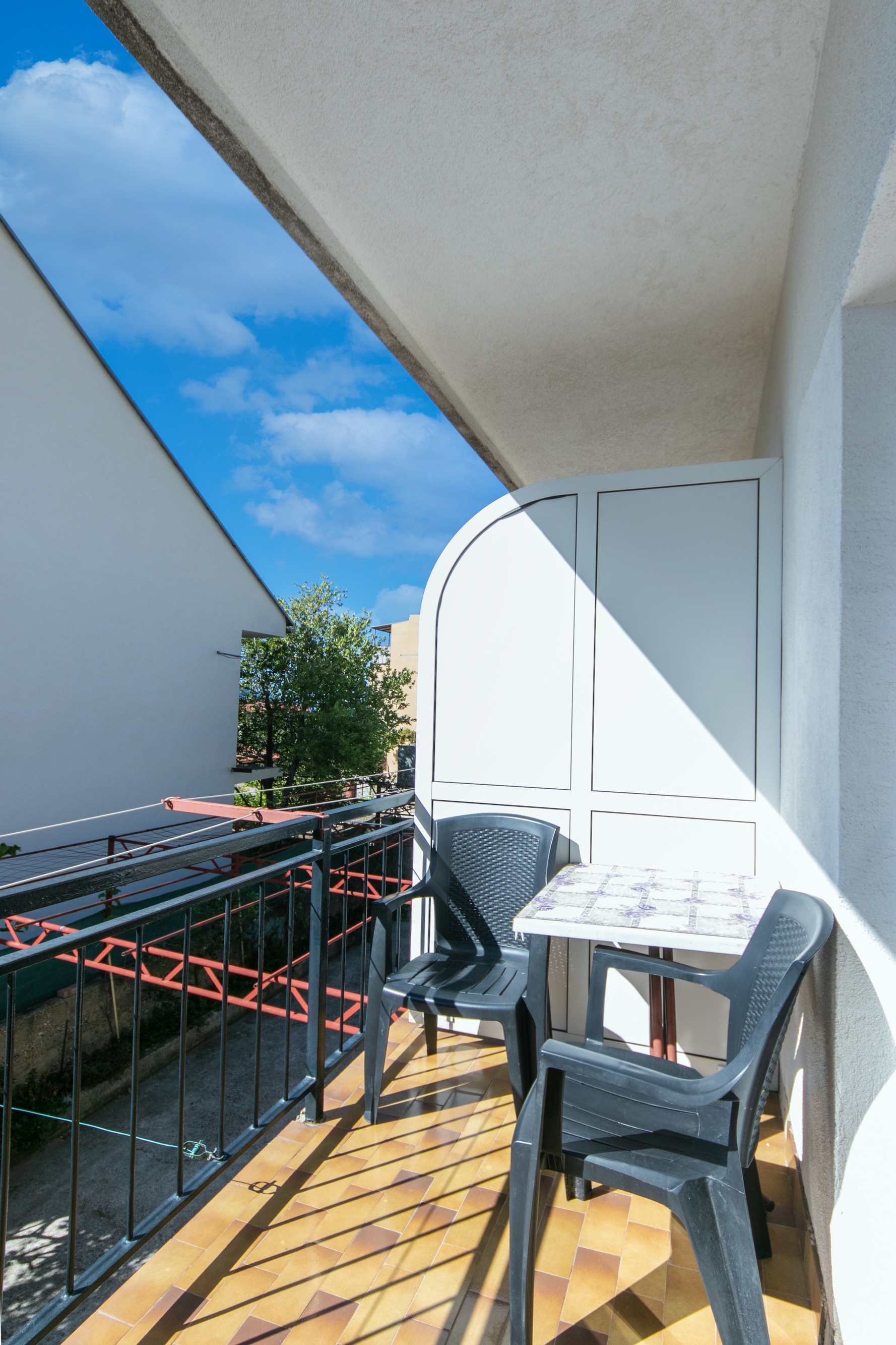 Two bedroom apartment with balcony and sea view Gradac, Makarska  A-b