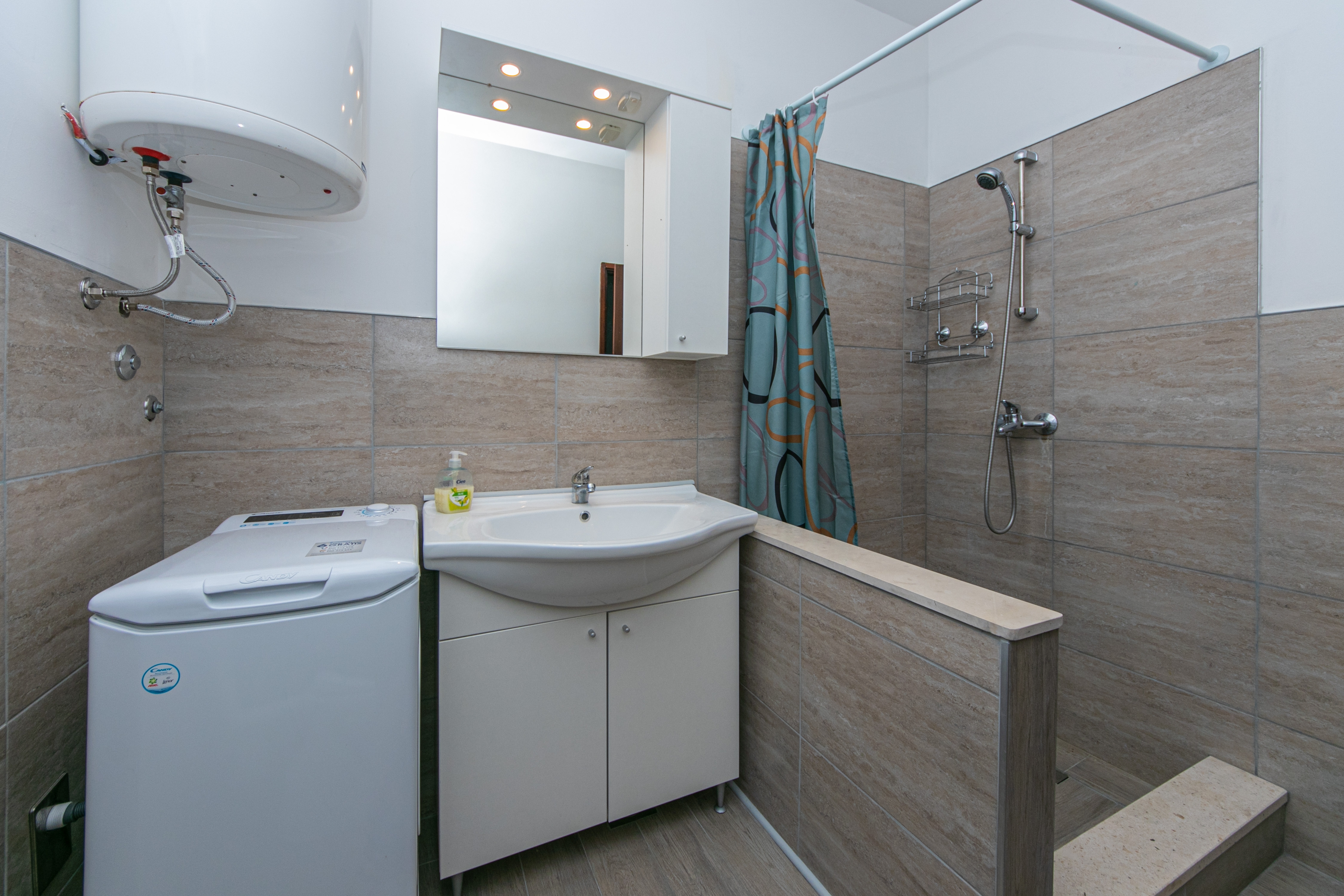 Two bedroom apartment with balcony and sea view Gradac, Makarska  A-b
