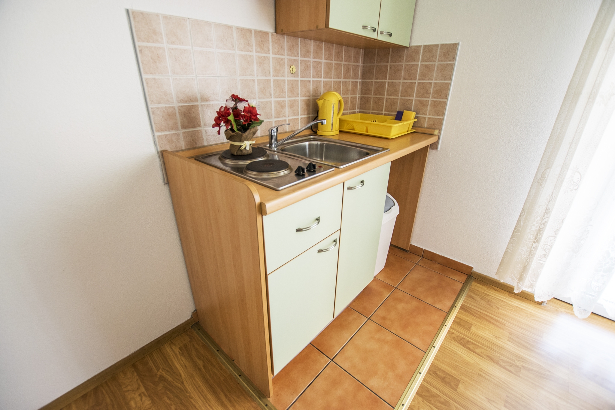 Studio flat with terrace and sea view Rovanjska, Paklenica  AS-a