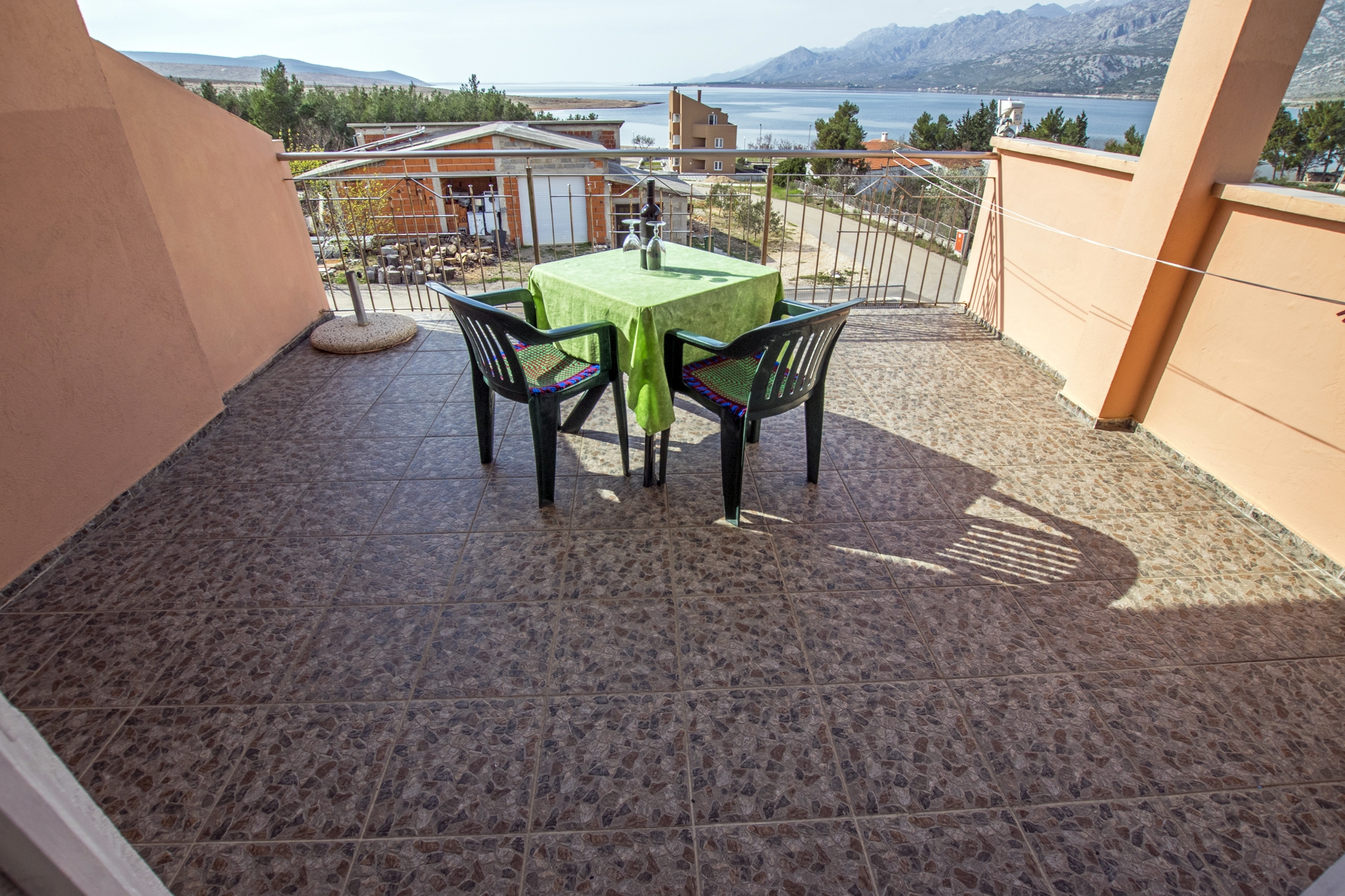 Studio flat with terrace and sea view Rovanjska, Paklenica  AS-a