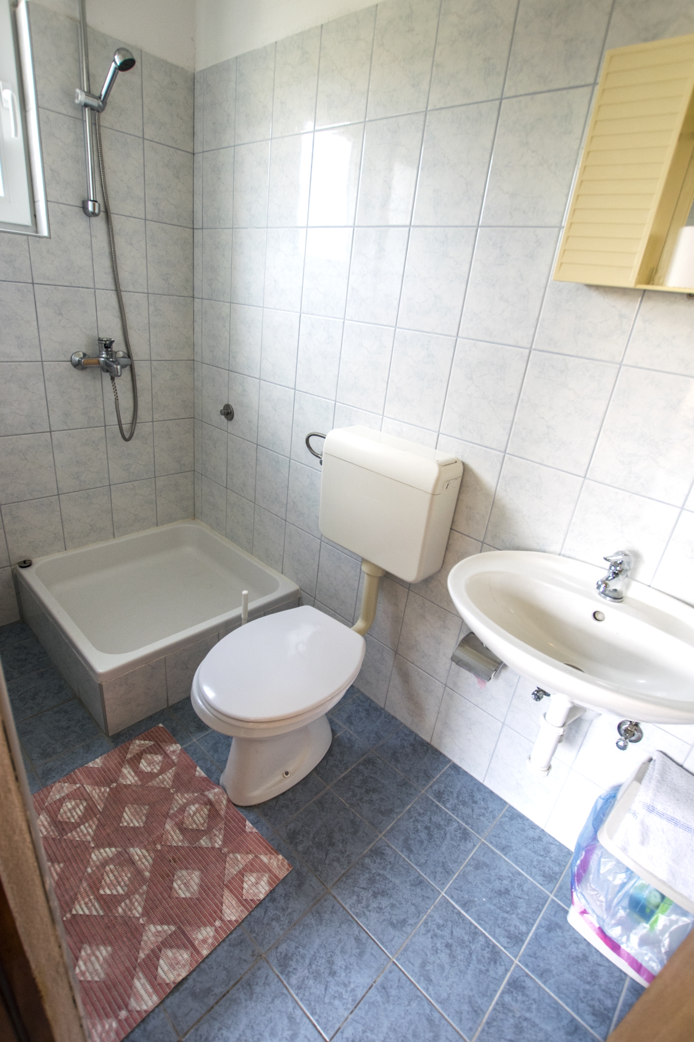 Room with balcony and sea view Rovanjska, Paklenica  S-b