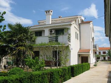 Sukošan, Zadar, Hébergement 14742 - Appartement avec une plage de galets.