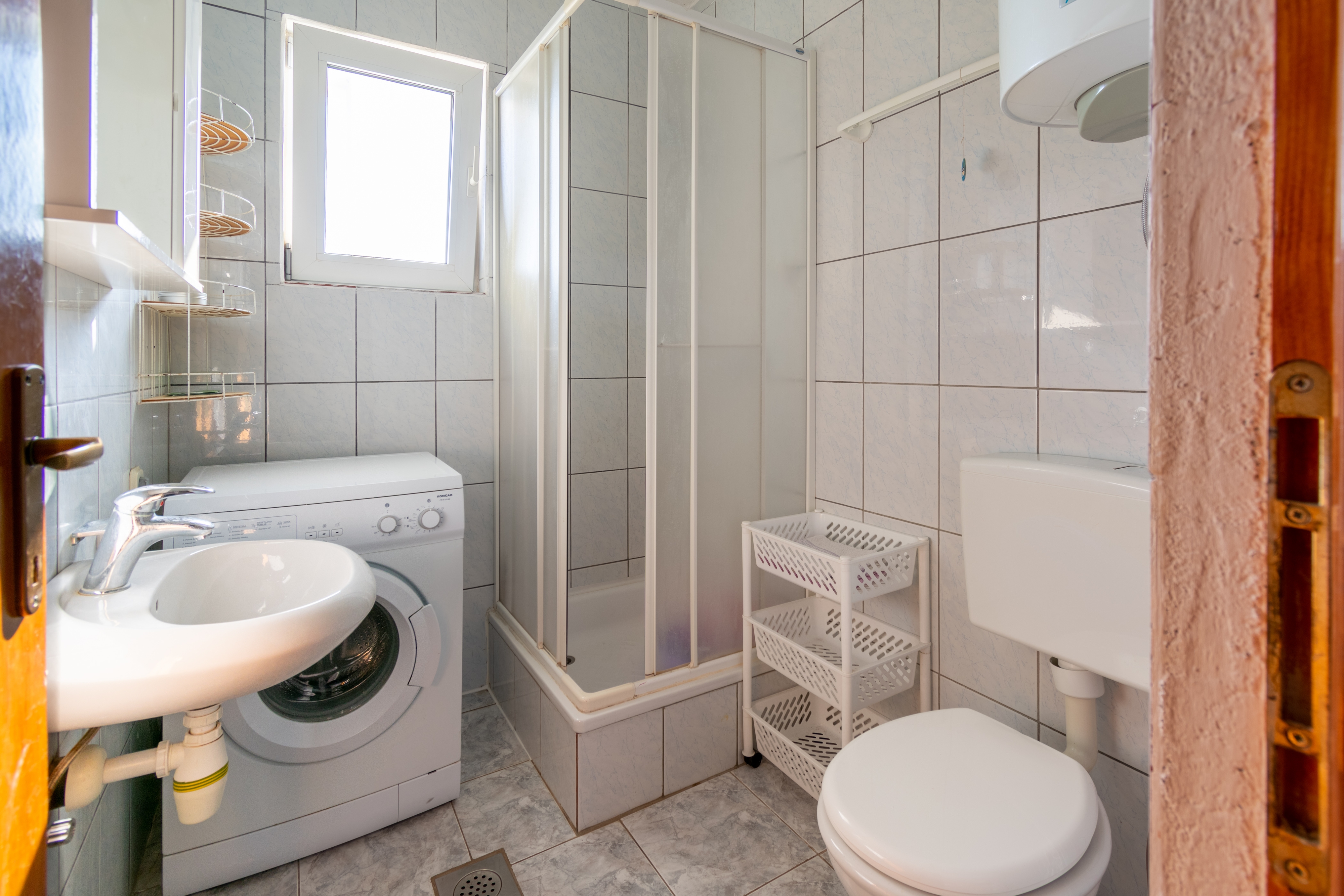 One bedroom apartment with terrace Bibinje, Zadar  A-c