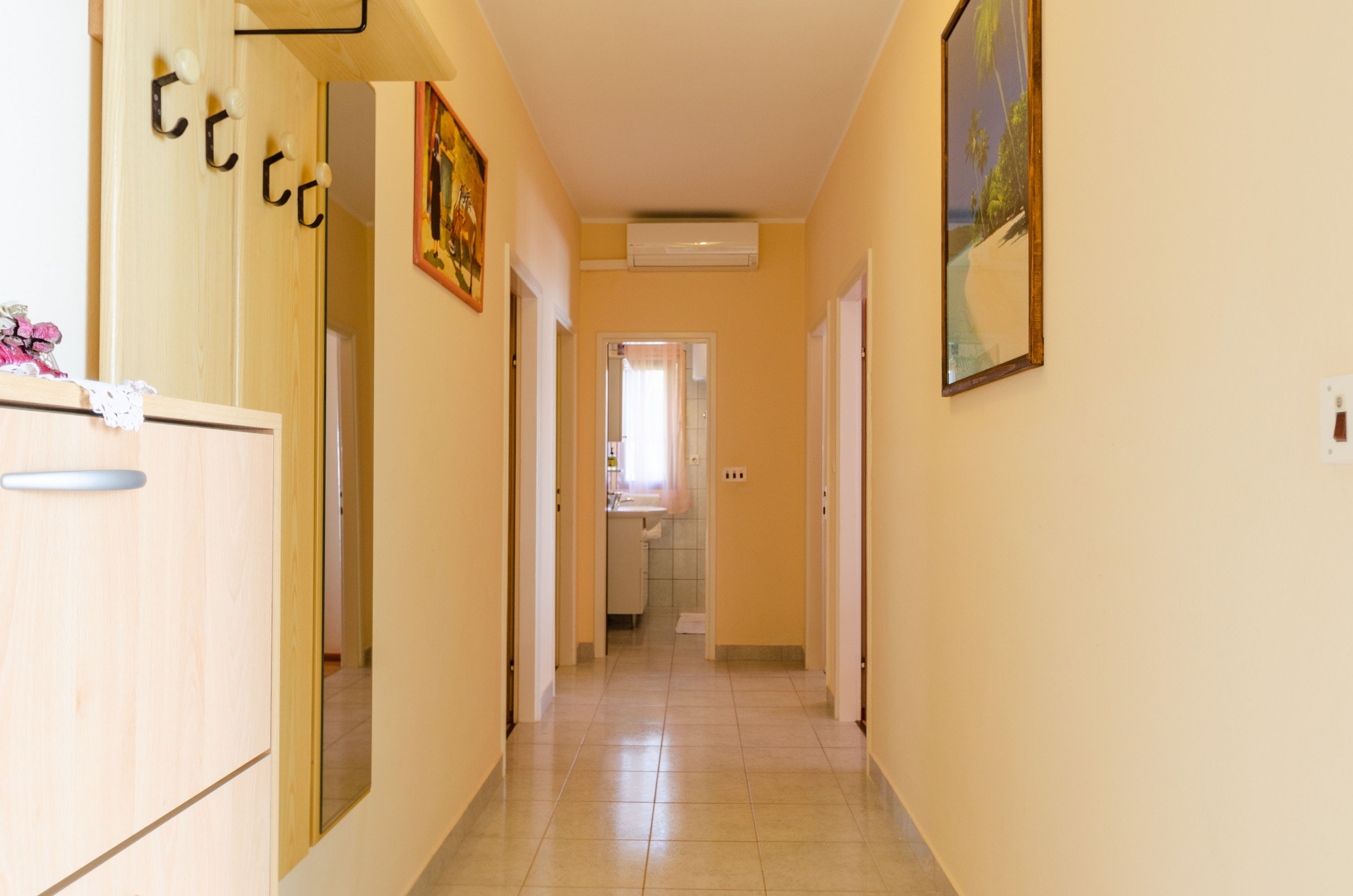 Four bedroom house near beach Karbuni, Korčula  K