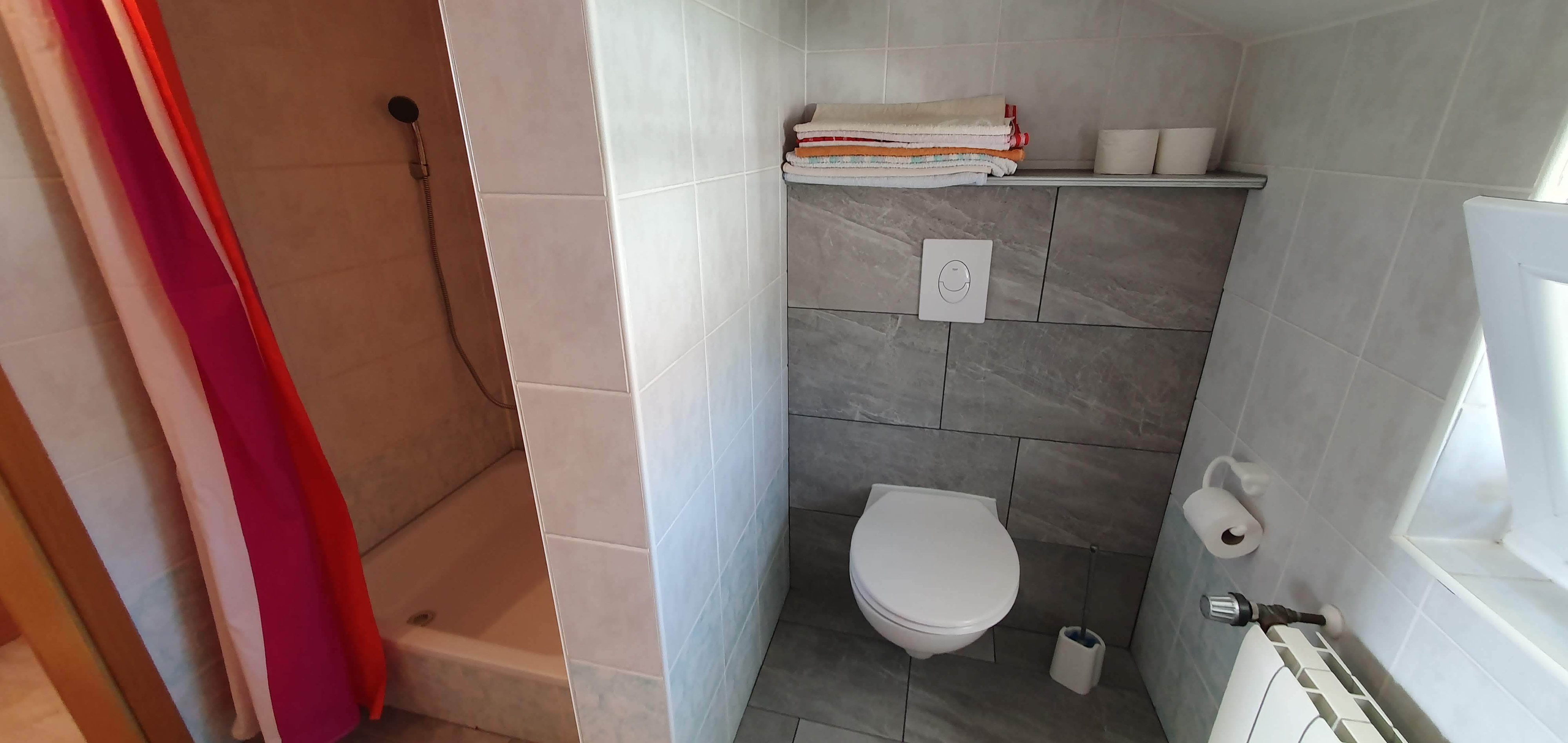 Two bedroom apartment with terrace and sea view Rab  A-a