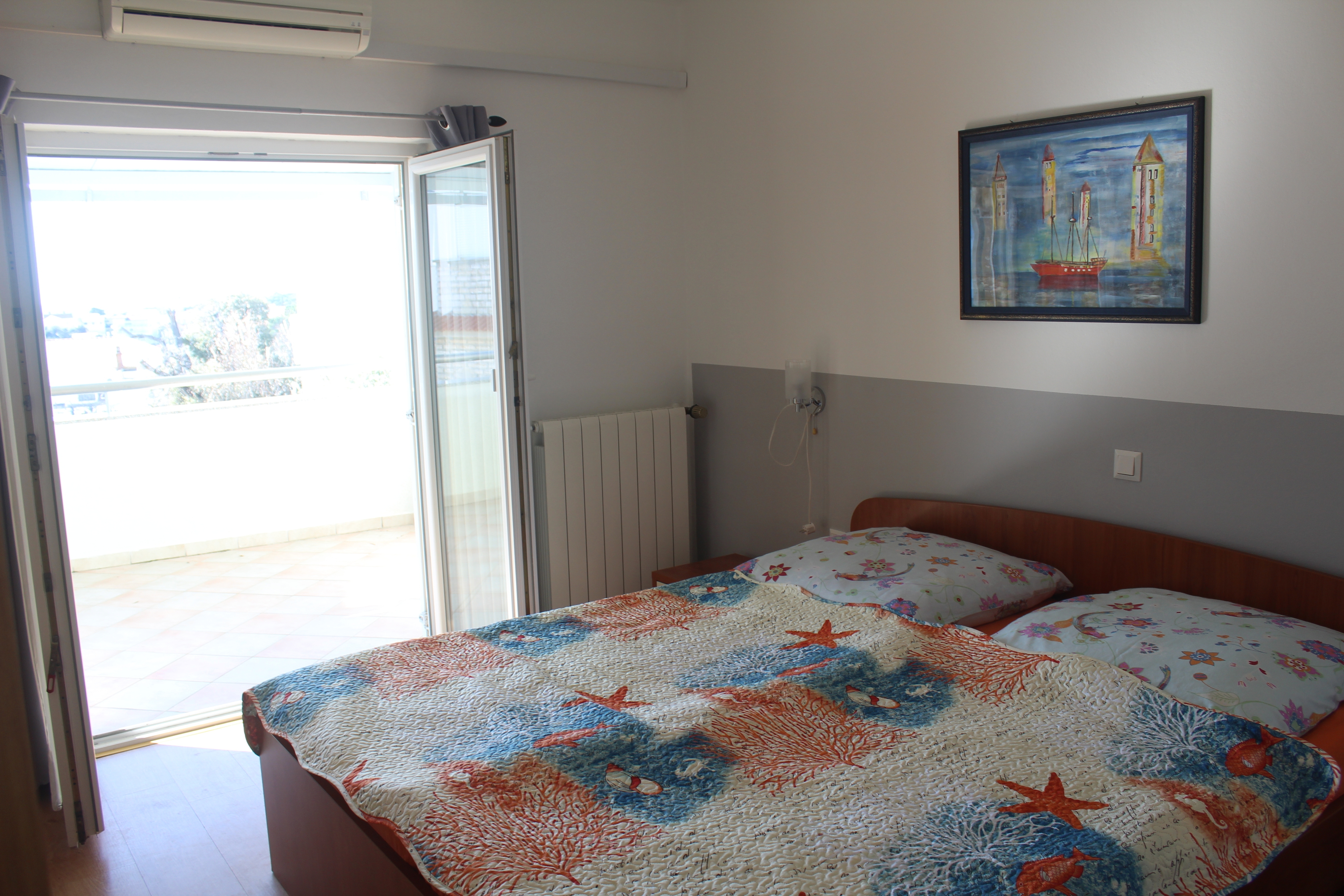 Two bedroom apartment with terrace and sea view Rab  A-a
