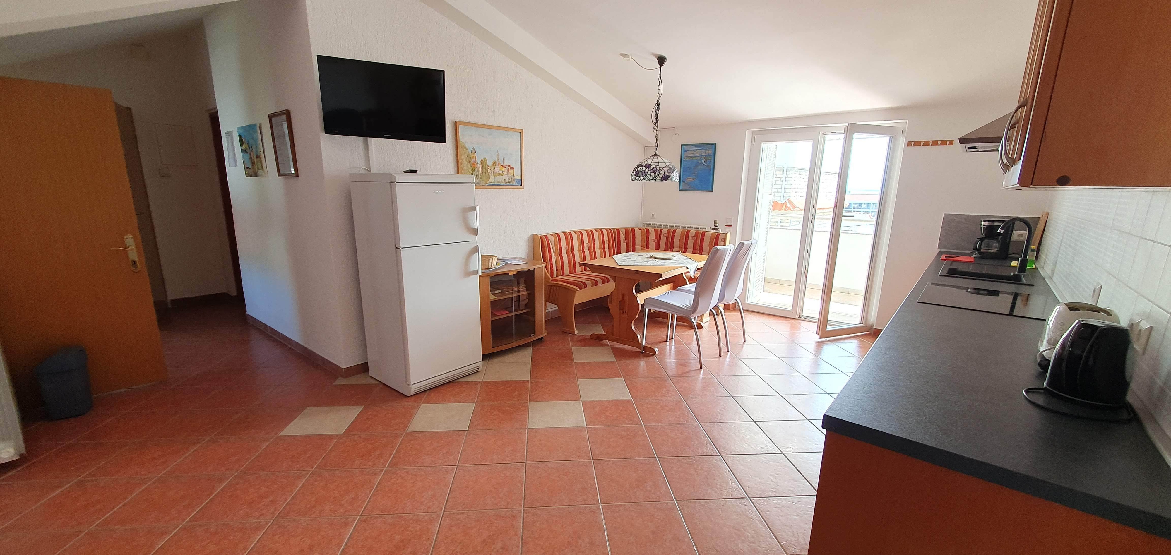 Two bedroom apartment with terrace and sea view Rab  A-a