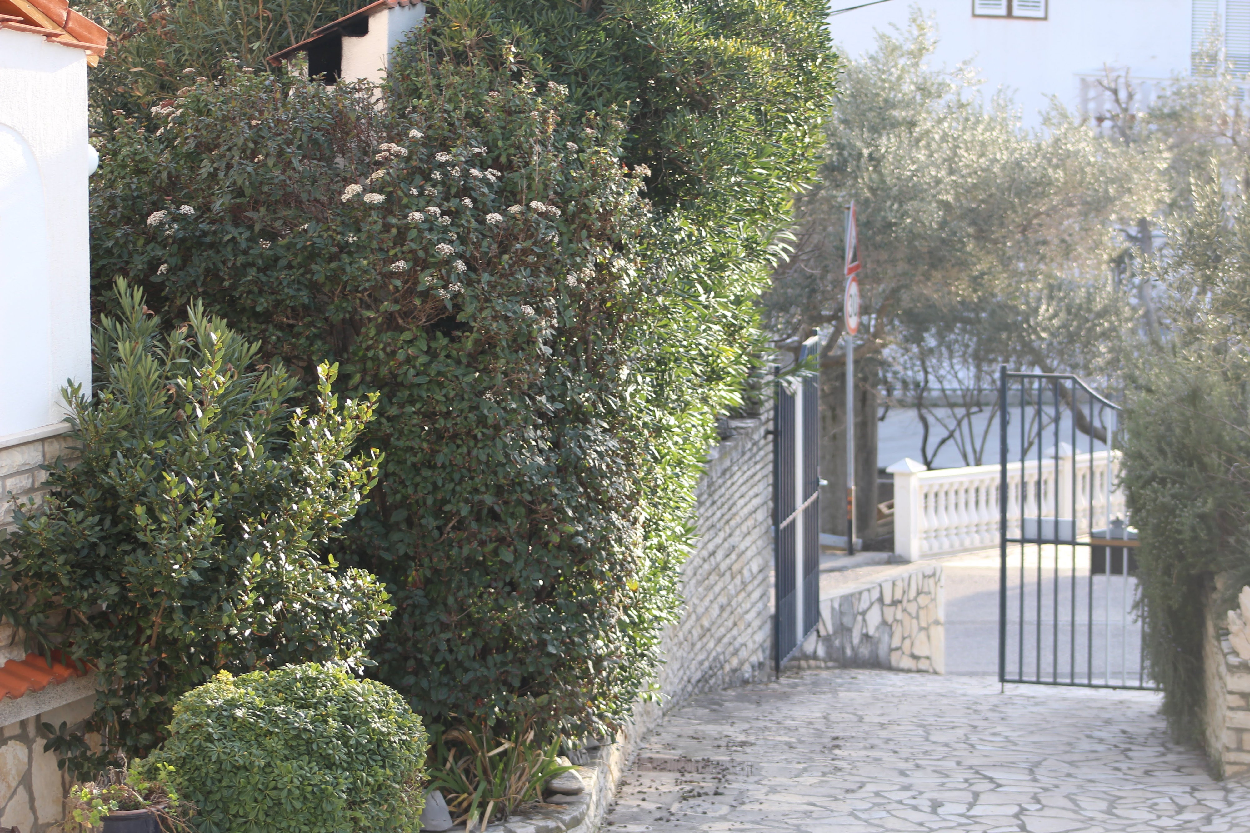 Two bedroom apartment with terrace Rab  A-b