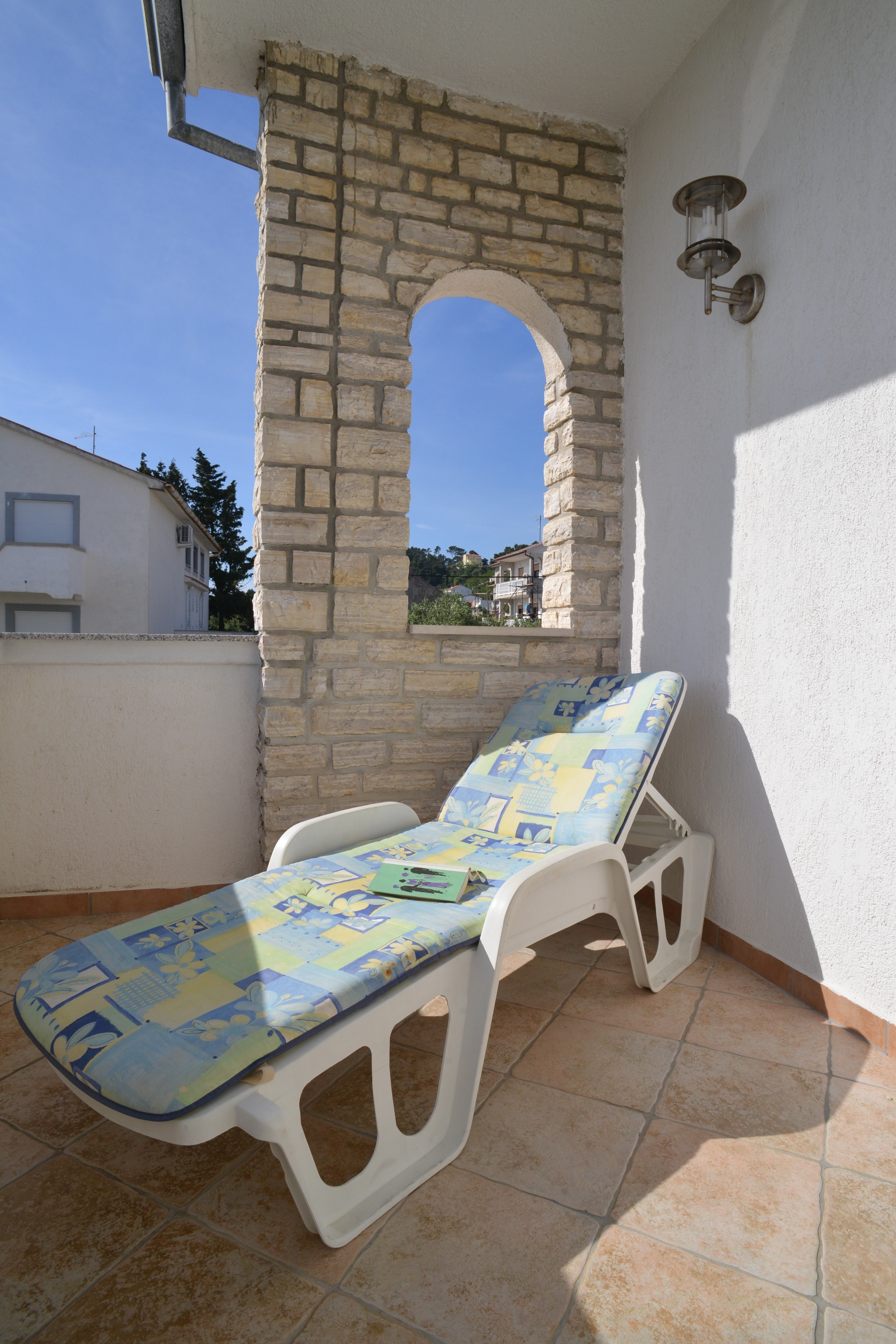 One bedroom apartment with terrace and sea view Rab  A-c