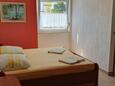 Спальня 1 Rab, Спальня 1 в размещении типа apartment, доступный кондиционер, Домашние животные допускаются и WiFi.
