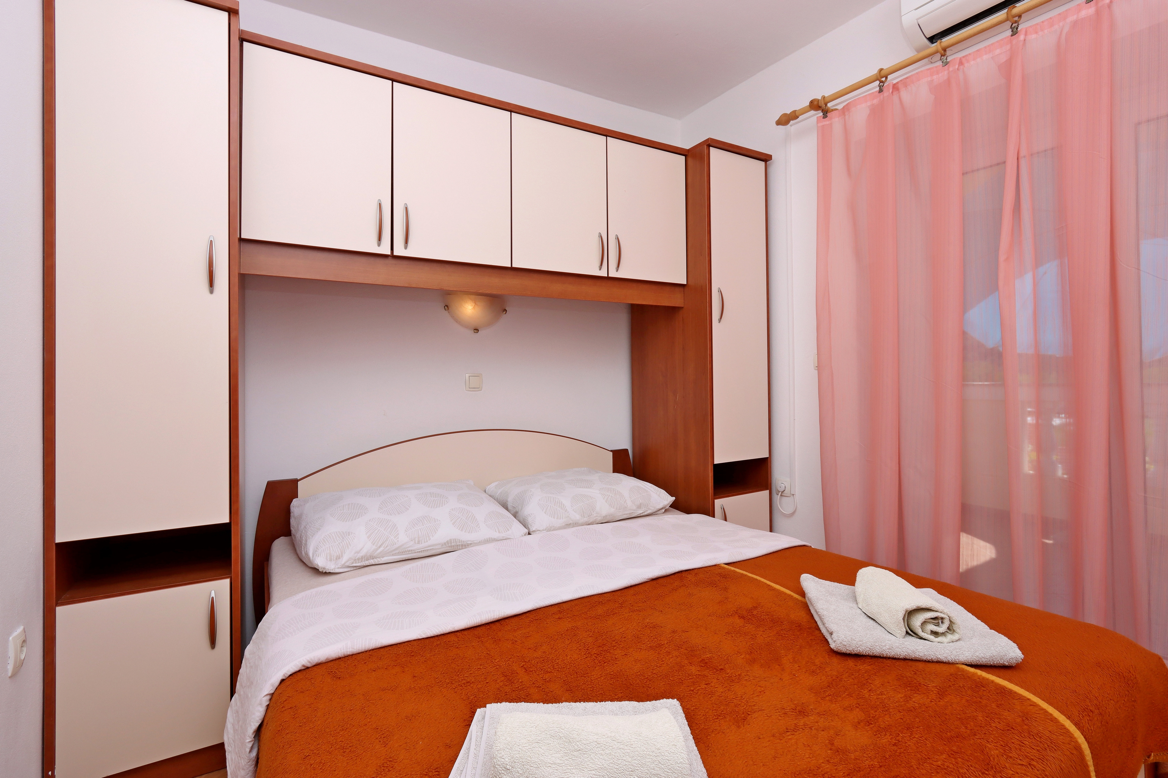 Dvosobni apartma S teraso Lopar, Rab  A-d