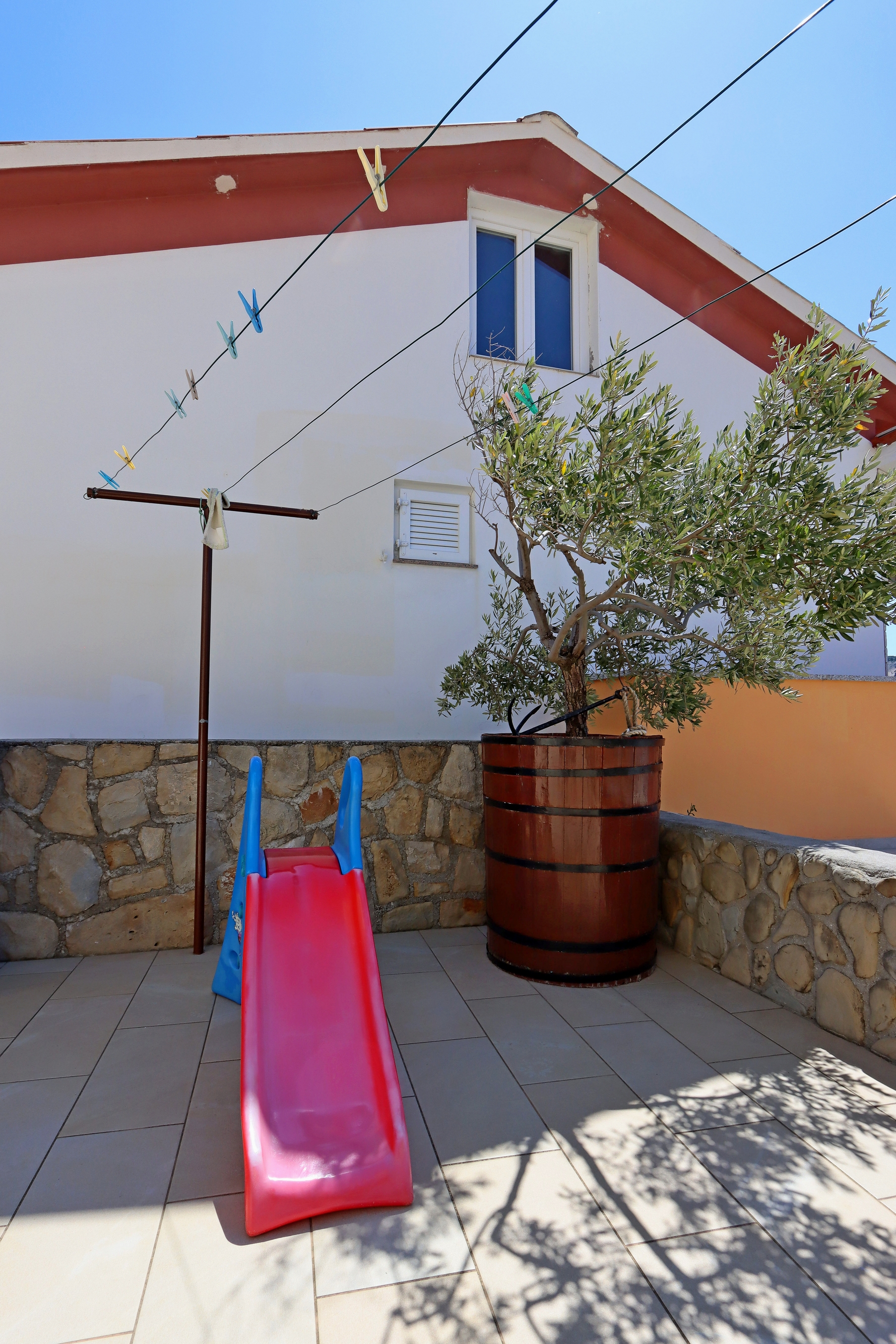 Dvosobni apartma S teraso Lopar, Rab  A-d