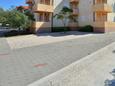 Privlaka, Zadar, Parking lot 14816 - Apartments near sea with sandy beach.