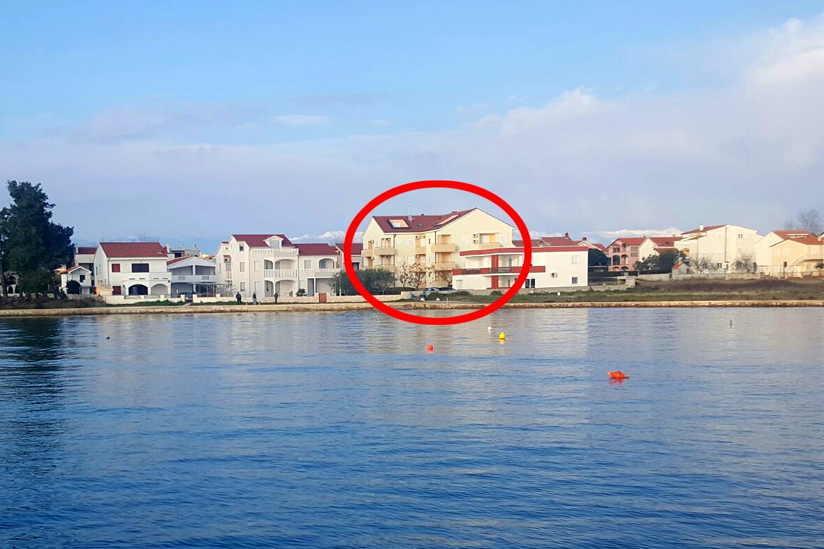 Enosobni apartma S teraso in pogledom na morje Privlaka, Zadar  A-a