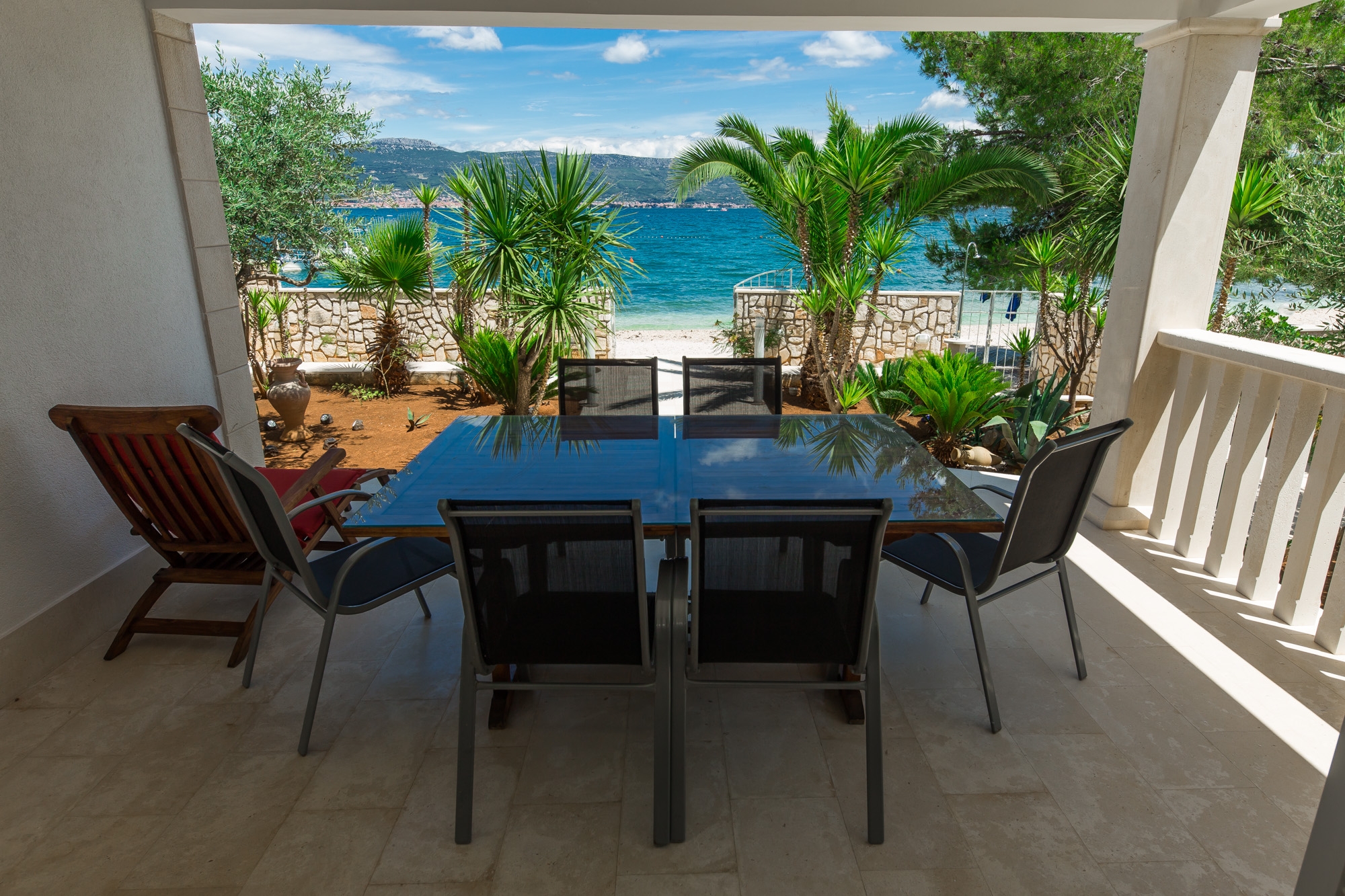 Two bedroom apartment near beach Arbanija (Čiovo) (A-14825-a) Two bedroom apartment near beach Arbanija (Čiovo) (A-14825-a)