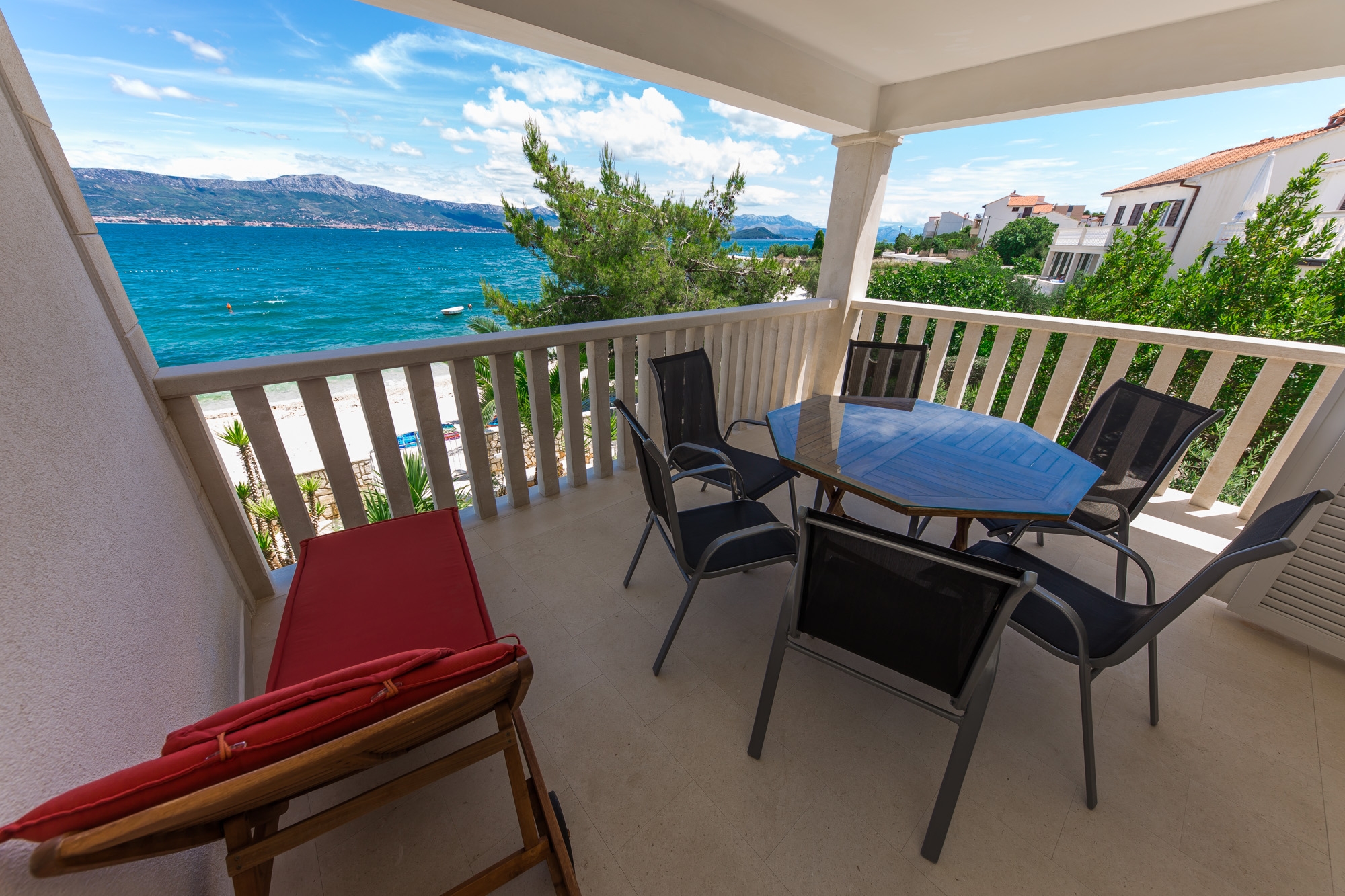 Two bedroom apartment near beach Arbanija, Čiovo  A-b