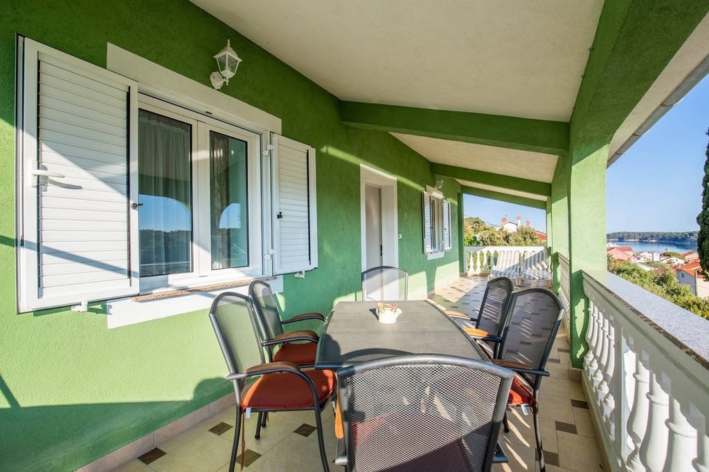 Two bedroom apartment with terrace and sea view Kampor, Rab (A-14841-b) Two bedroom apartment with terrace and sea view Kampor, Rab (A-14841-b)