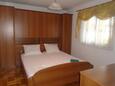 Bedroom 3 Orebić, Bedroom 3 in the apartment, (pet friendly) and WiFi.