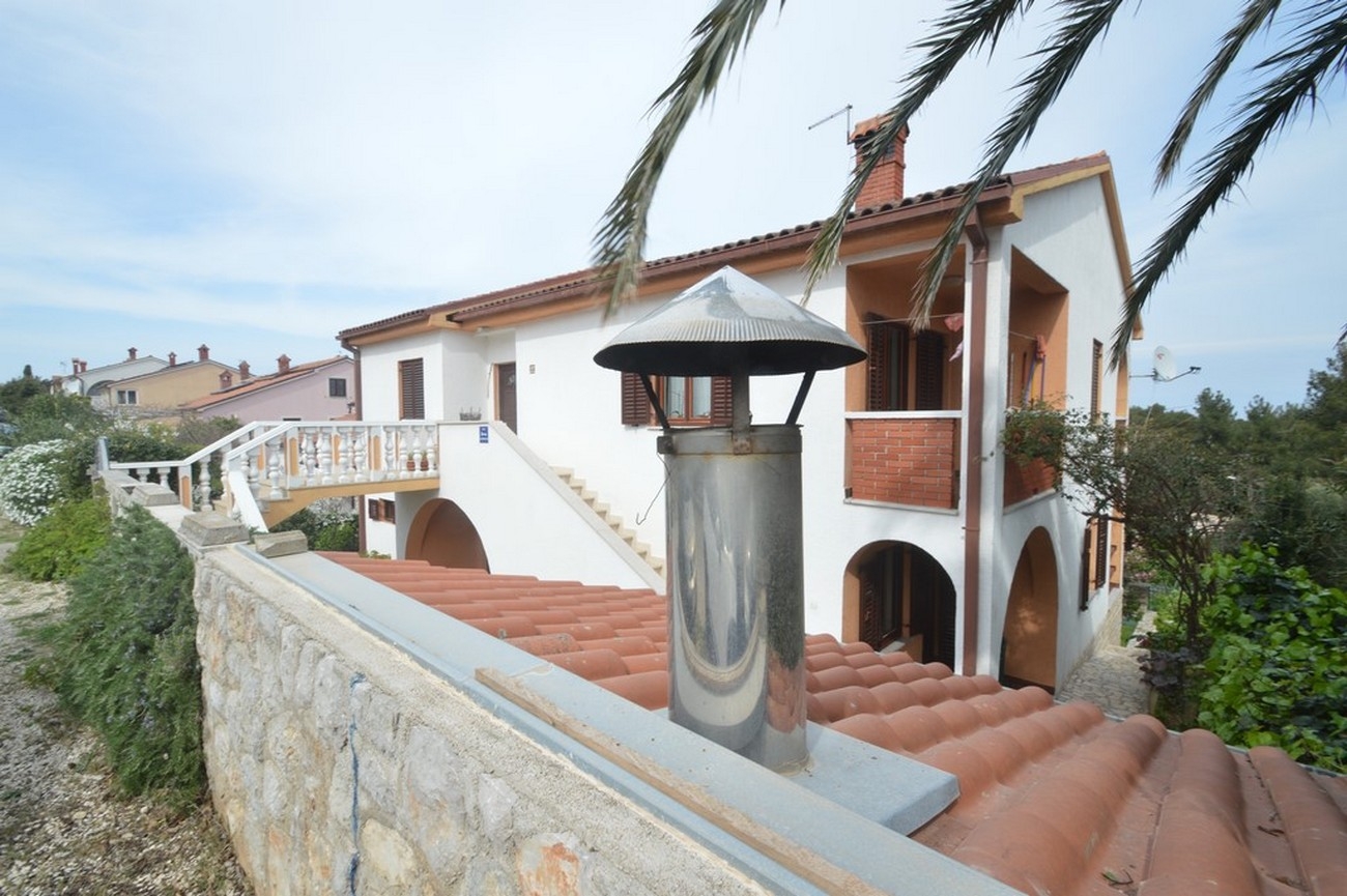 Two bedroom apartment with terrace Mali Lošinj (A-14844-b) Two bedroom apartment with terrace Mali Lošinj (A-14844-b)