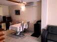 Столовая 2 Zadar, Столовая 2 в размещении типа house, доступный кондиционер и WiFi.