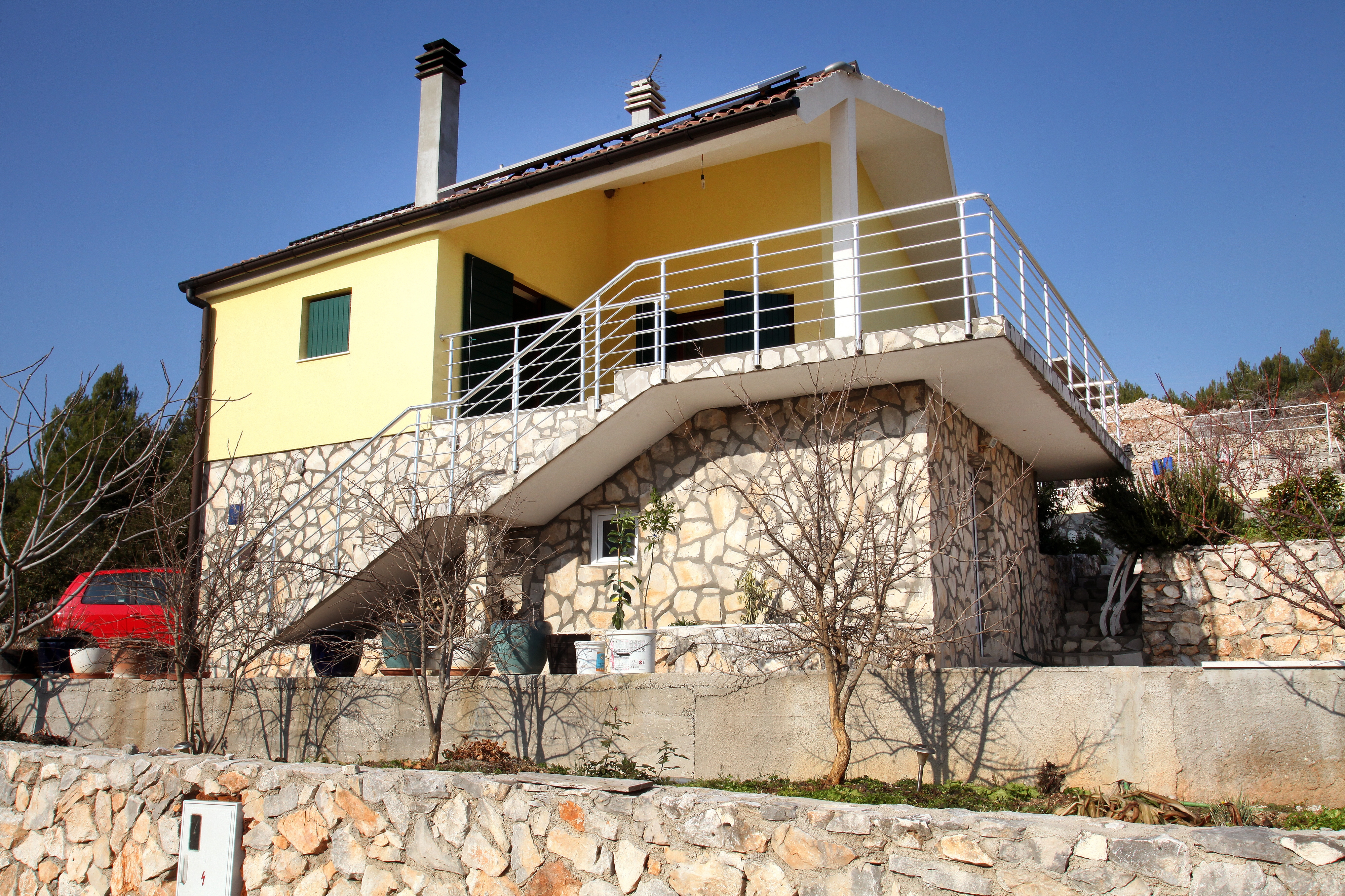 Three bedroom house with terrace and sea view Vinišće, Trogir  K